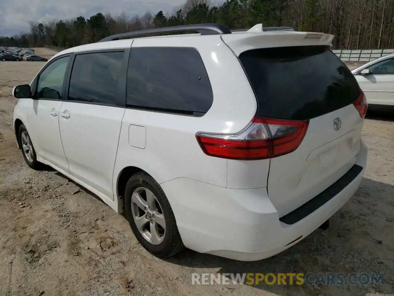 3 Photograph of a damaged car 5TDKZ3DC8LS075485 TOYOTA SIENNA 2020