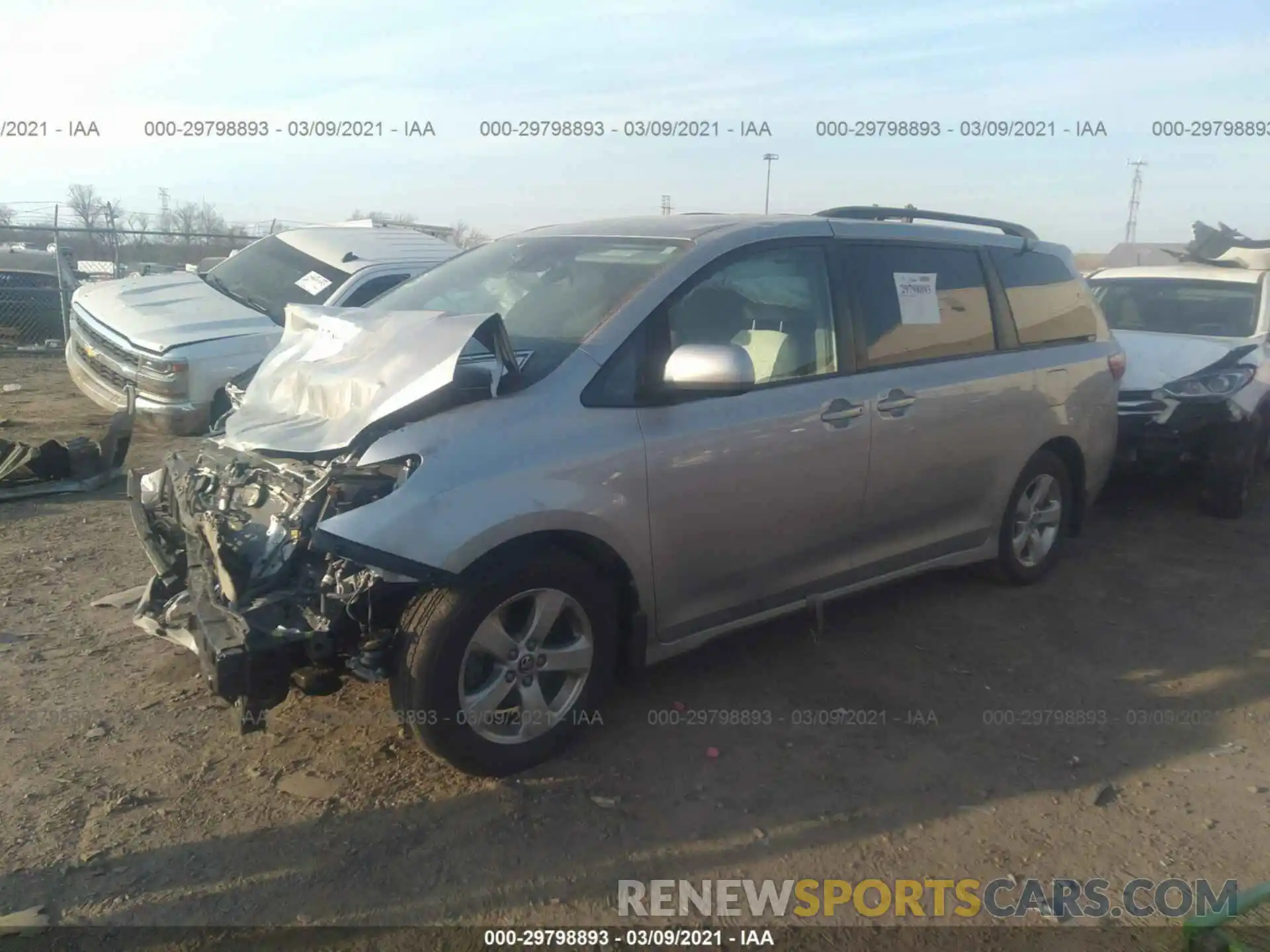 2 Photograph of a damaged car 5TDKZ3DC9LS030457 TOYOTA SIENNA 2020