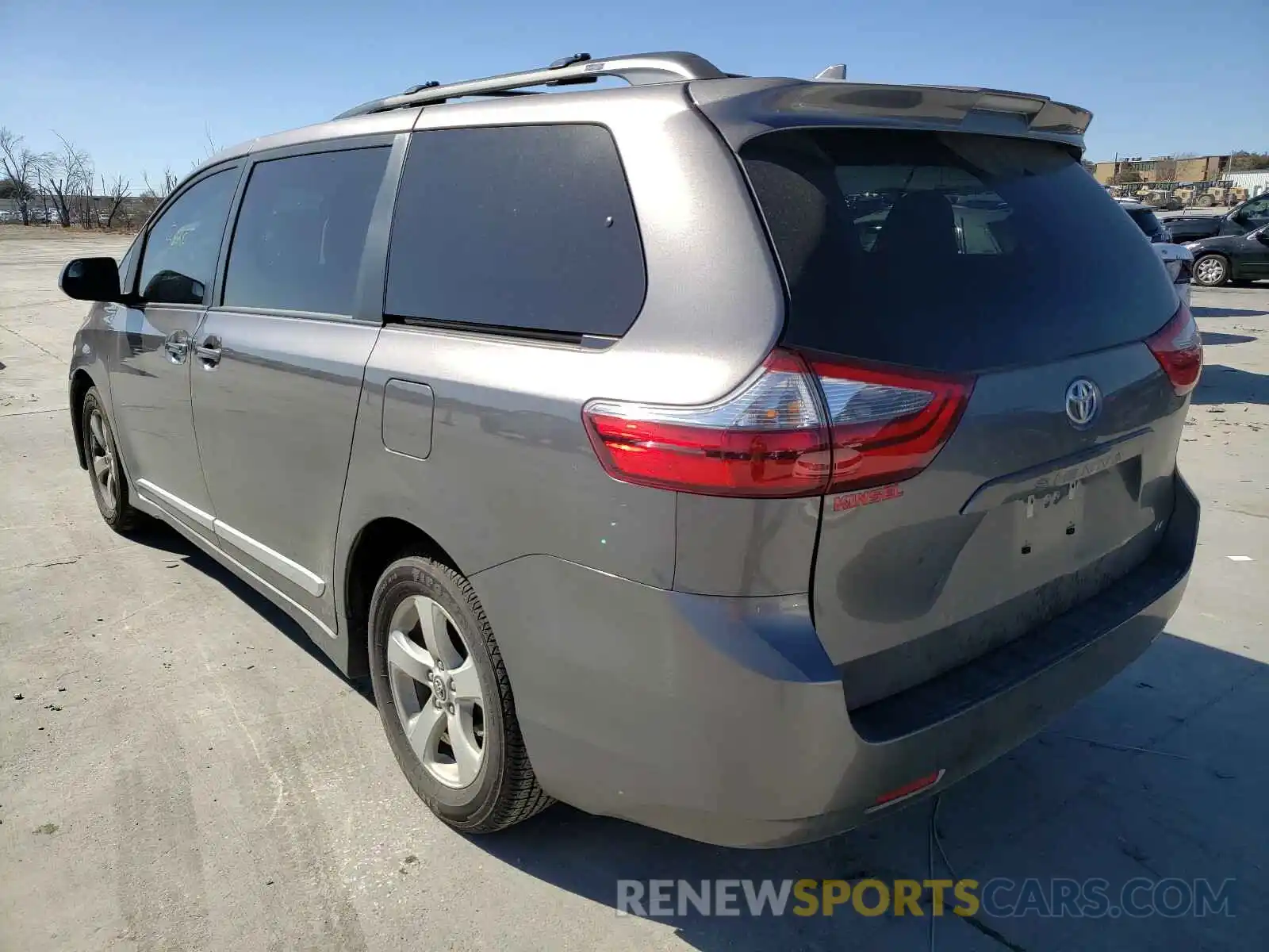 3 Photograph of a damaged car 5TDKZ3DC9LS030698 TOYOTA SIENNA 2020