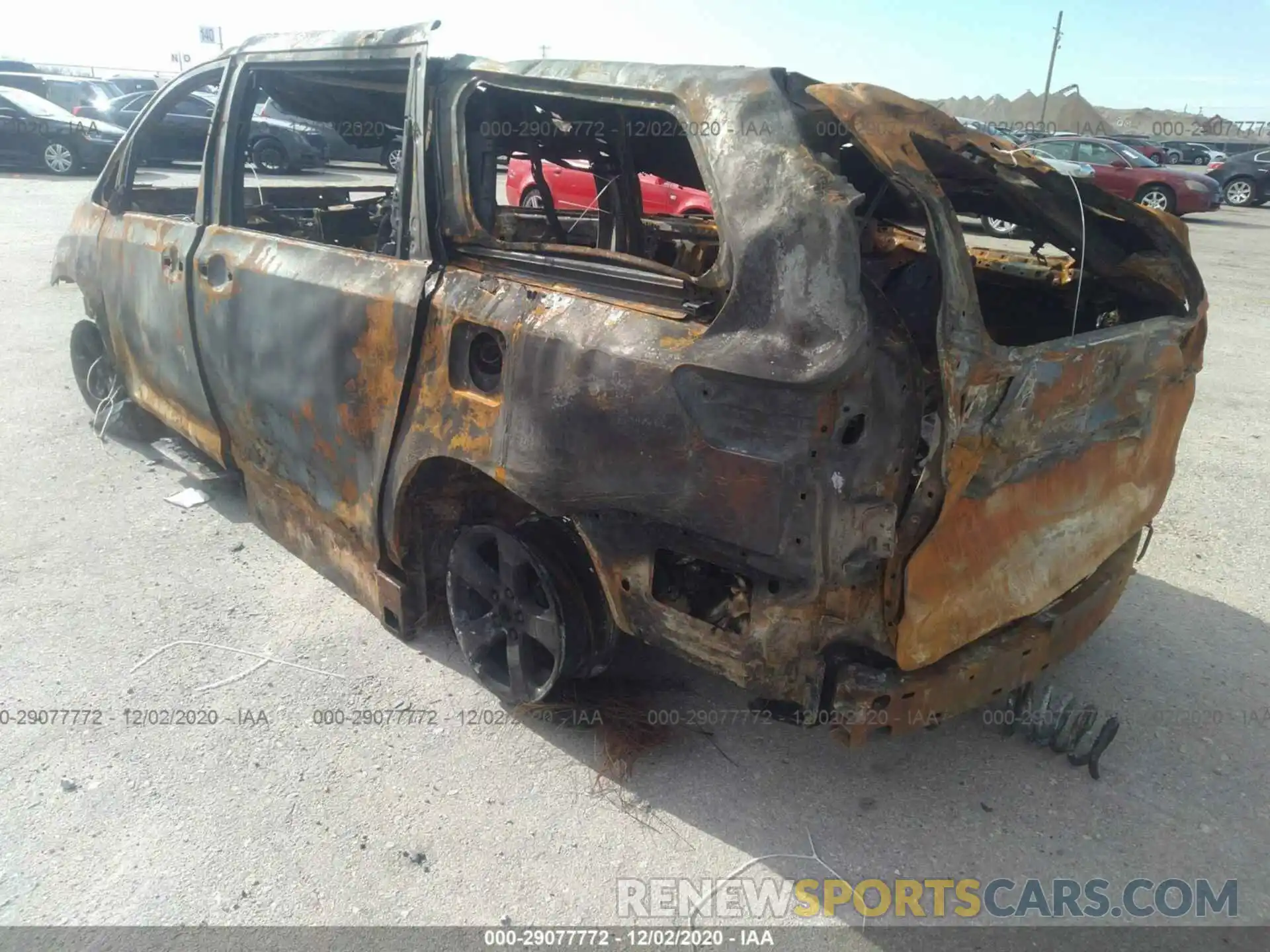 3 Photograph of a damaged car 5TDKZ3DC9LS032211 TOYOTA SIENNA 2020