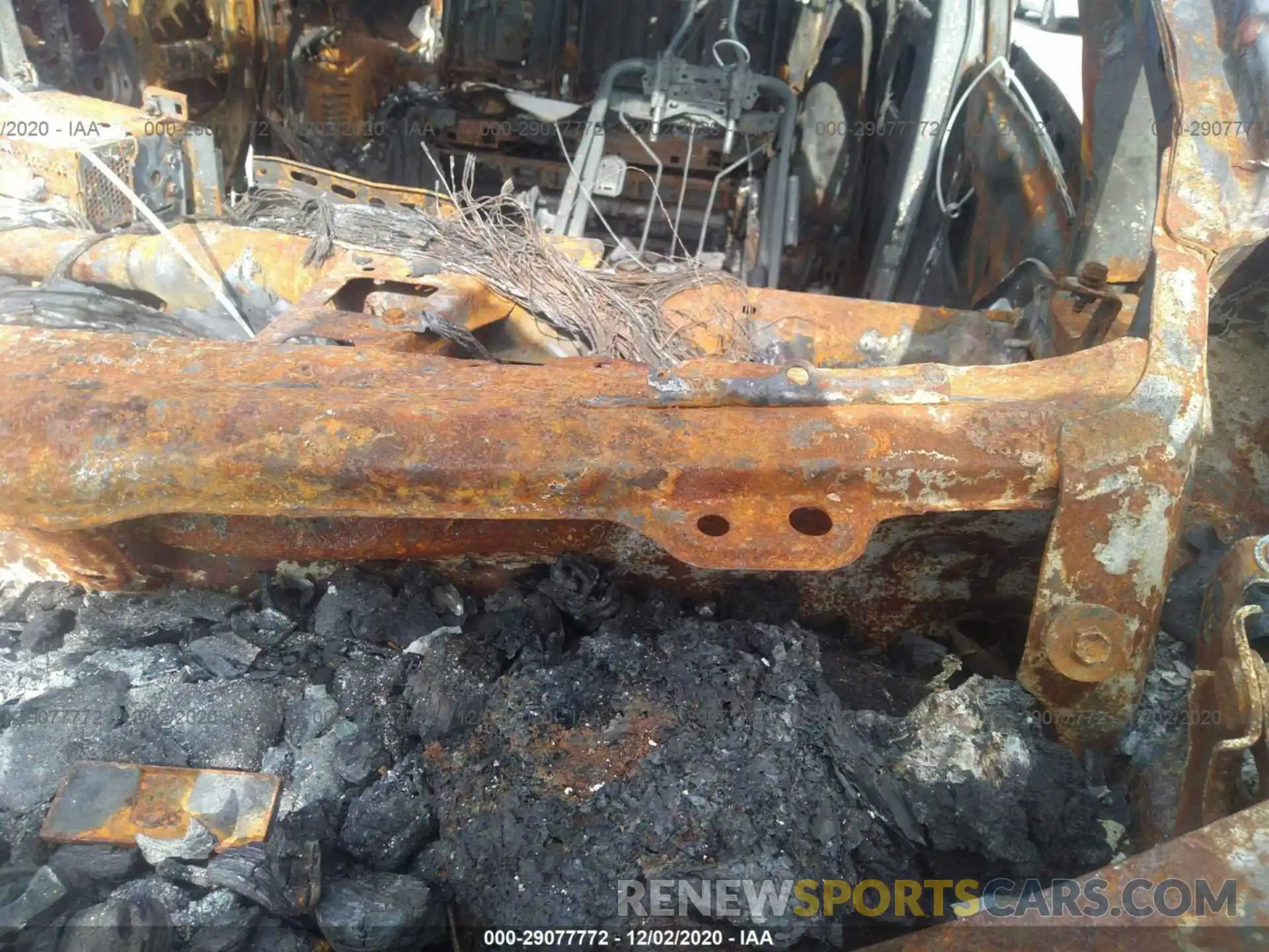 9 Photograph of a damaged car 5TDKZ3DC9LS032211 TOYOTA SIENNA 2020