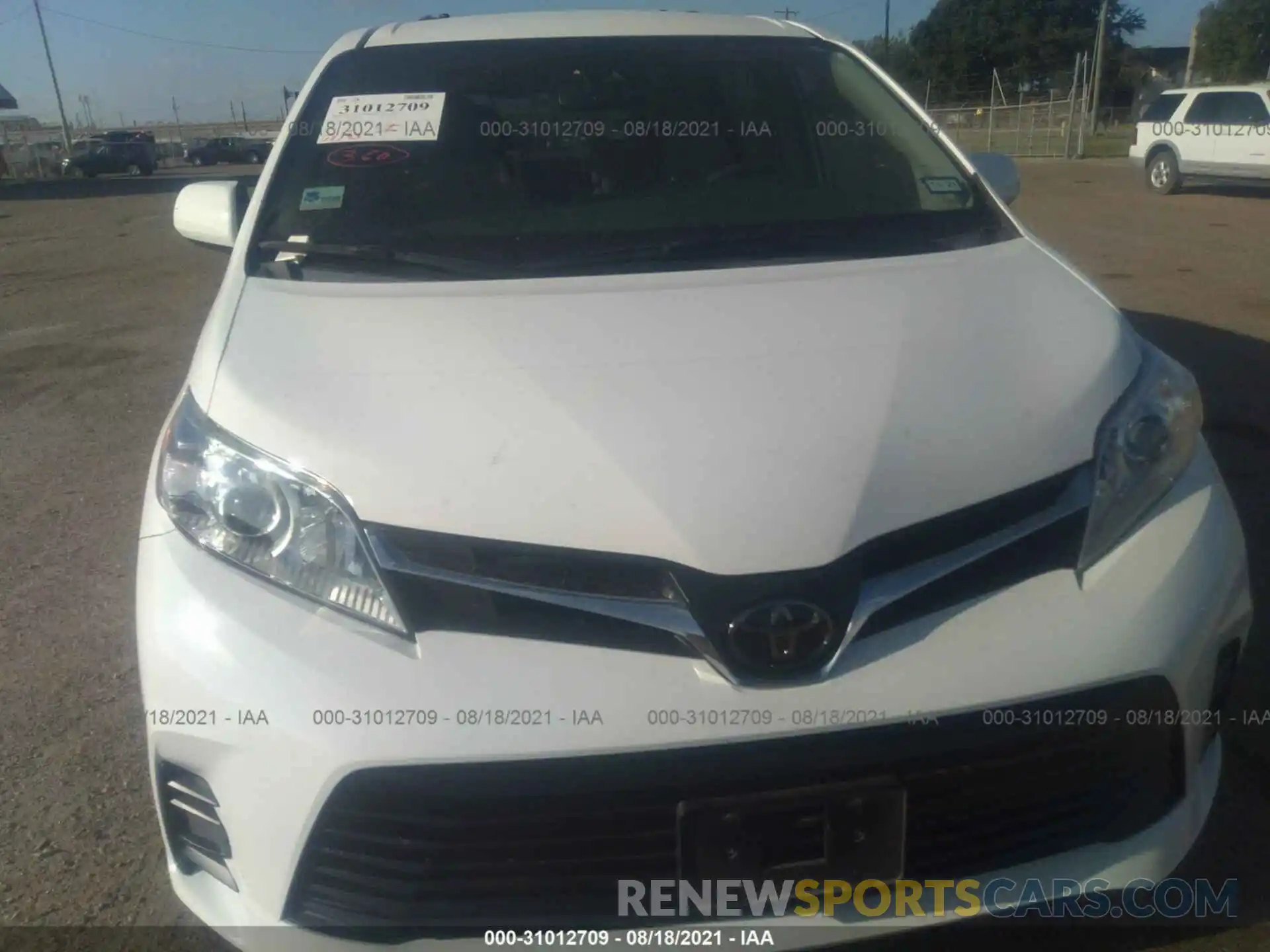 6 Photograph of a damaged car 5TDKZ3DC9LS033567 TOYOTA SIENNA 2020