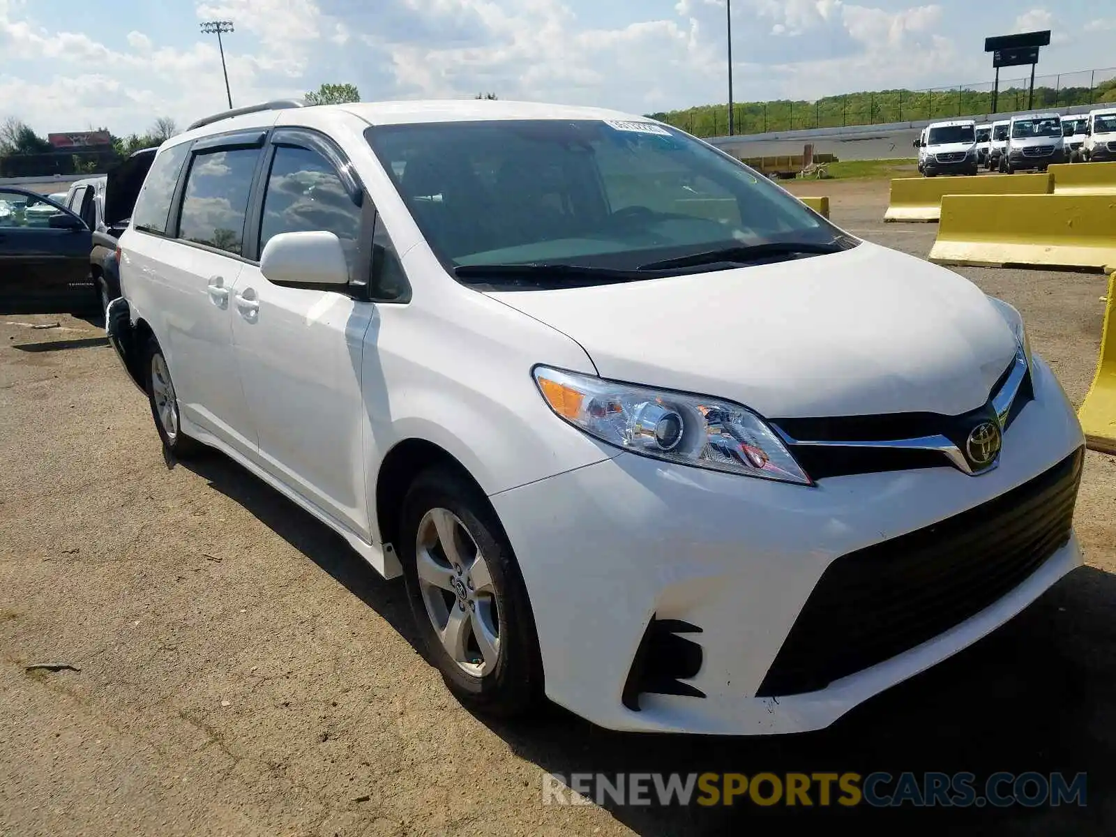 1 Photograph of a damaged car 5TDKZ3DC9LS037859 TOYOTA SIENNA 2020