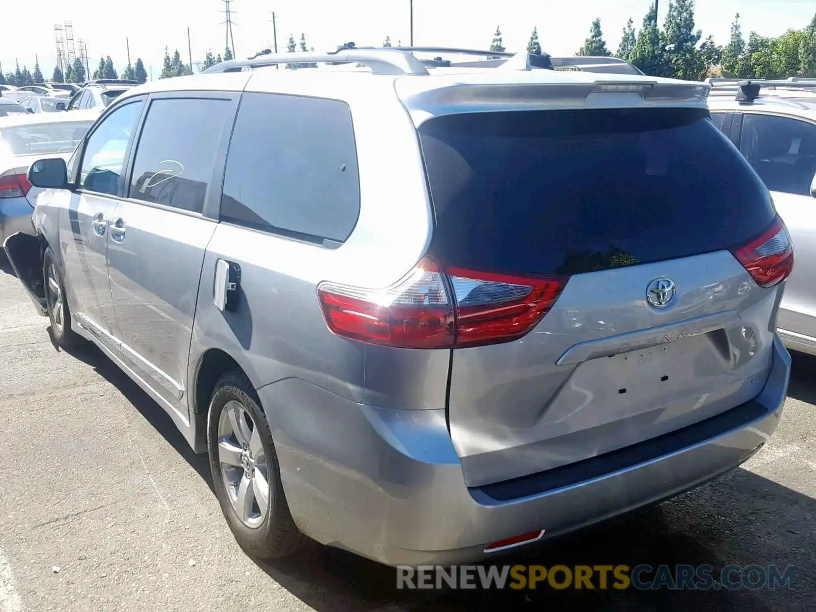 3 Photograph of a damaged car 5TDKZ3DC9LS039708 TOYOTA SIENNA 2020