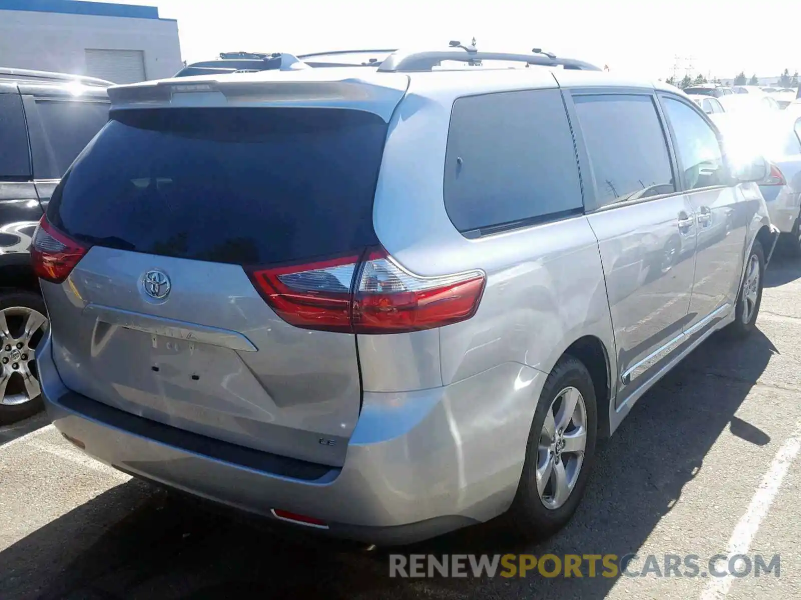 4 Фотография поврежденного автомобиля 5TDKZ3DC9LS039708 TOYOTA SIENNA 2020