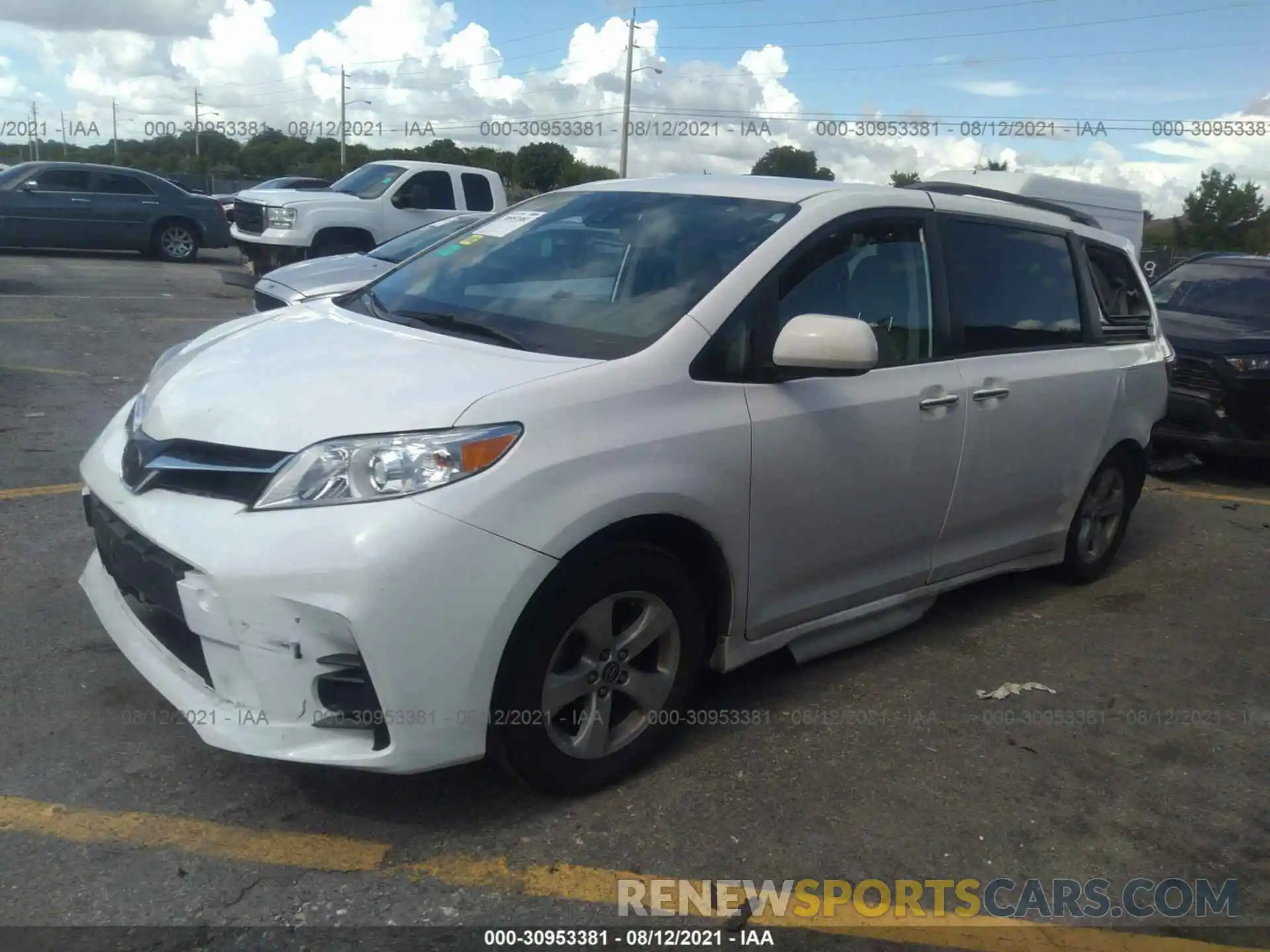 2 Photograph of a damaged car 5TDKZ3DC9LS046593 TOYOTA SIENNA 2020