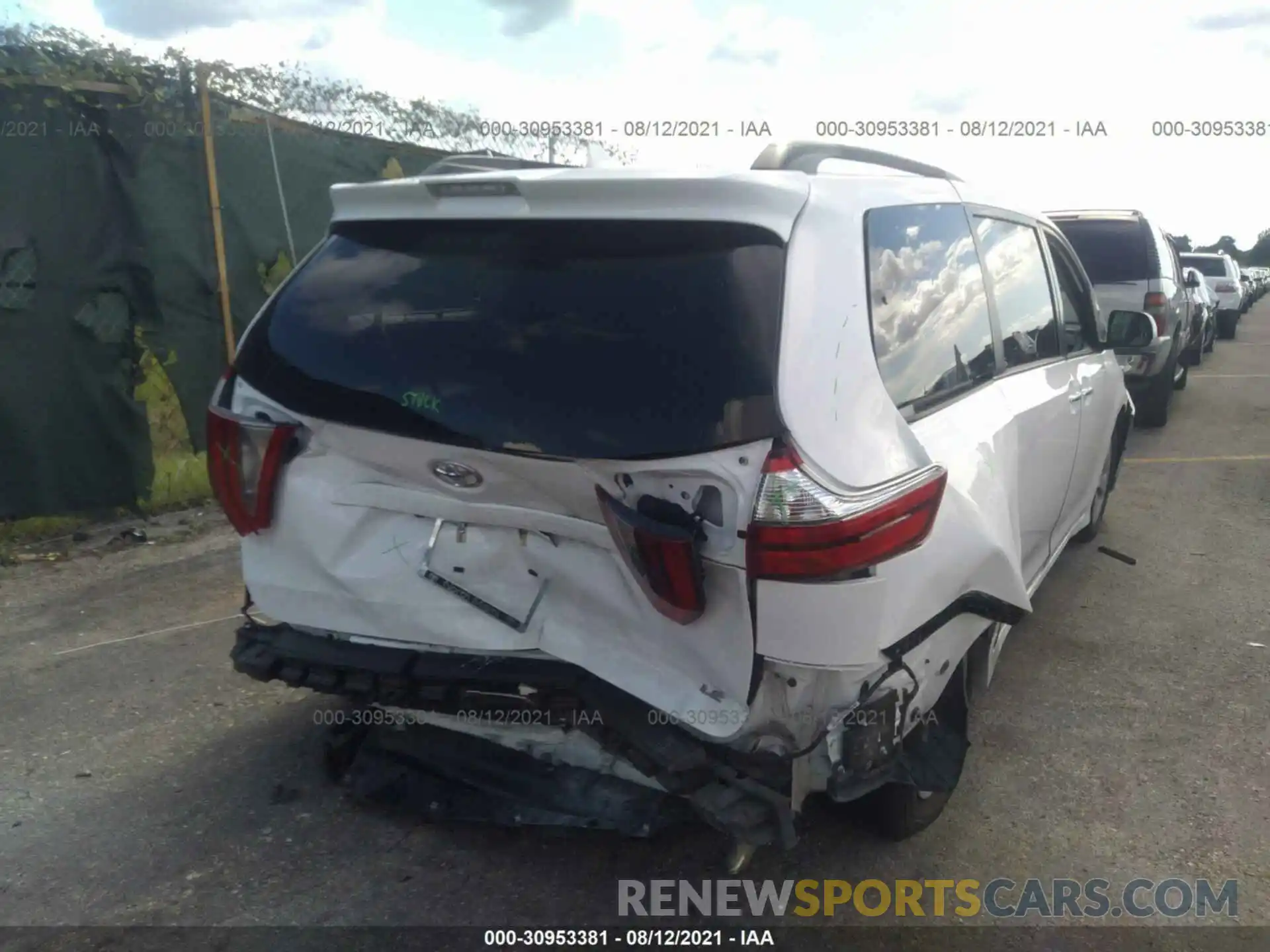 6 Photograph of a damaged car 5TDKZ3DC9LS046593 TOYOTA SIENNA 2020