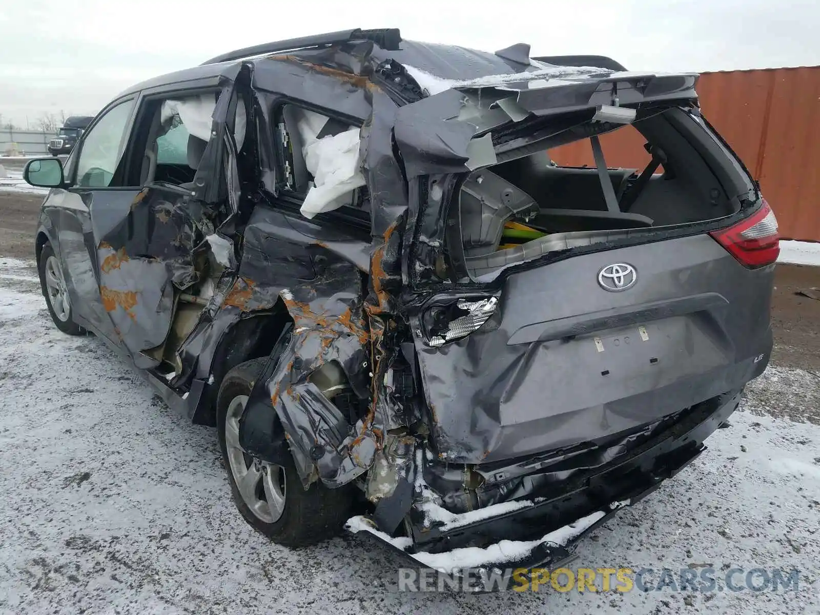 3 Photograph of a damaged car 5TDKZ3DC9LS049557 TOYOTA SIENNA 2020