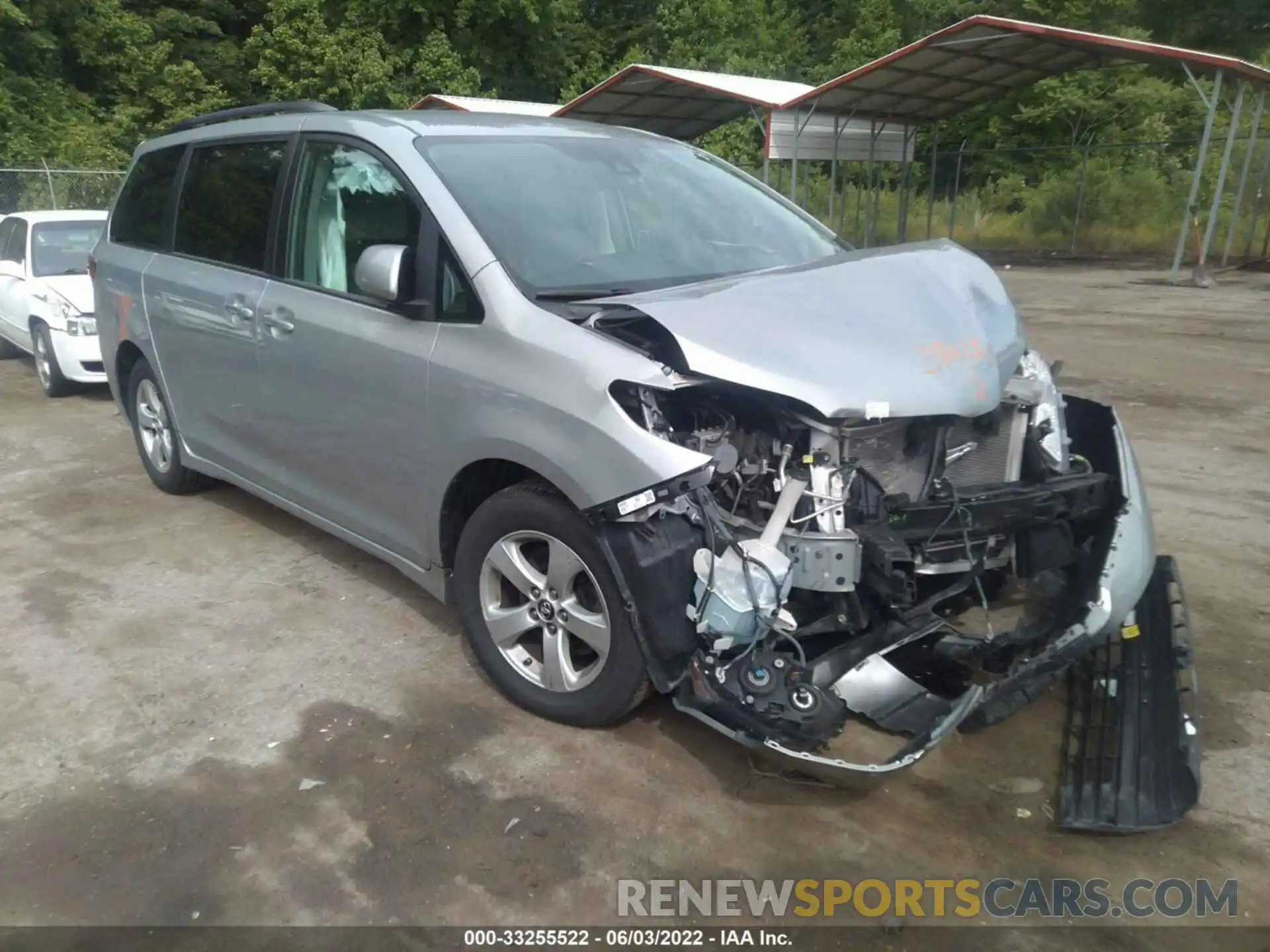 1 Photograph of a damaged car 5TDKZ3DC9LS055617 TOYOTA SIENNA 2020