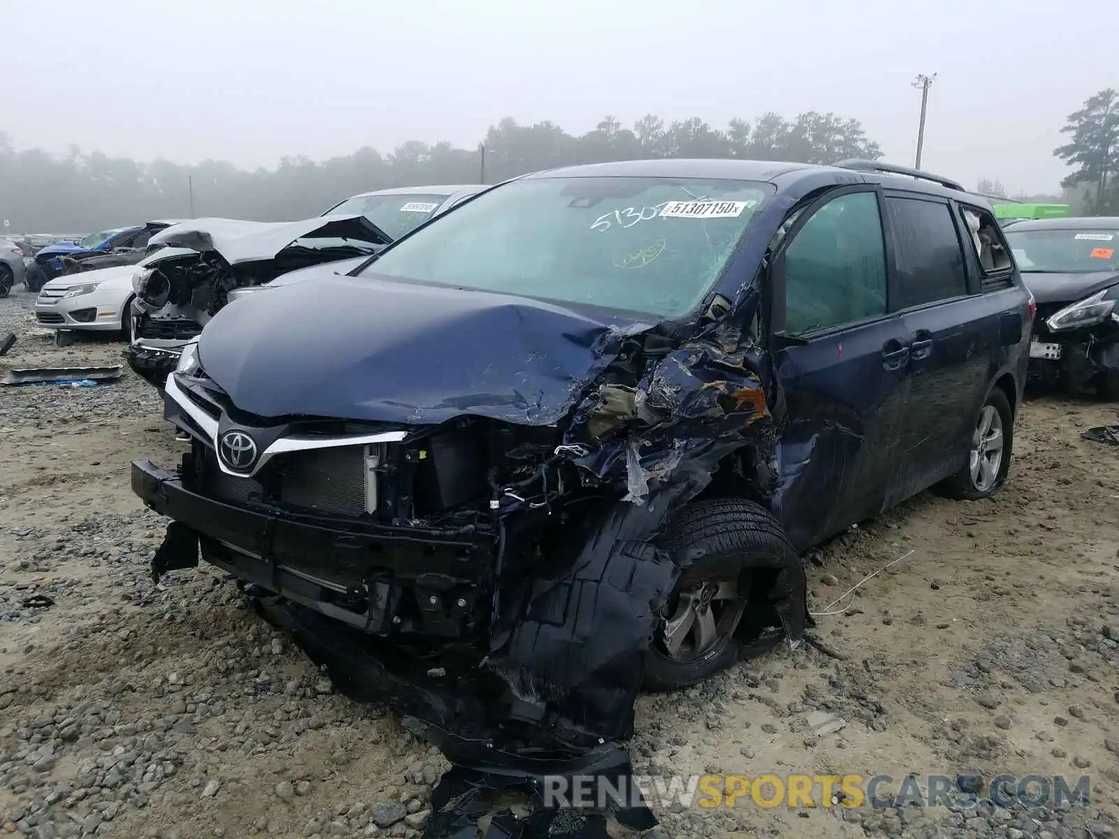 2 Photograph of a damaged car 5TDKZ3DC9LS056895 TOYOTA SIENNA 2020