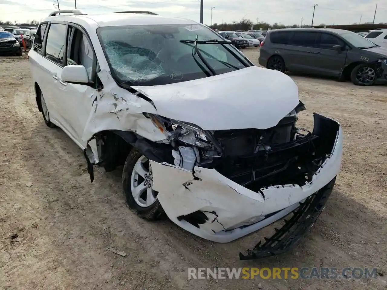 1 Photograph of a damaged car 5TDKZ3DC9LS082056 TOYOTA SIENNA 2020