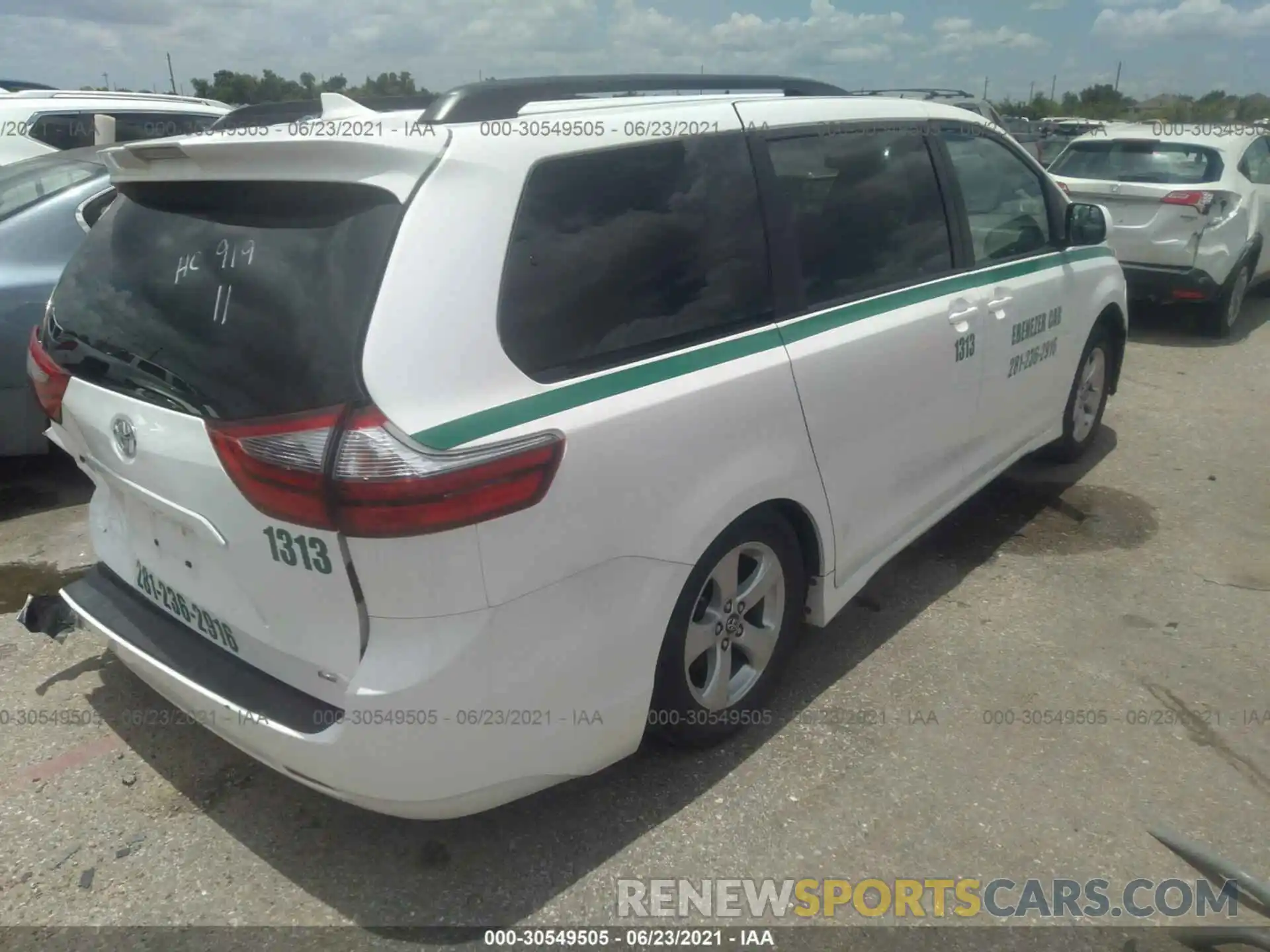 4 Фотография поврежденного автомобиля 5TDKZ3DCXLS023114 TOYOTA SIENNA 2020