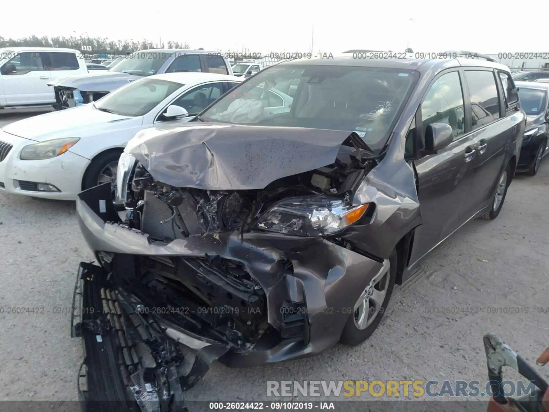 2 Photograph of a damaged car 5TDKZ3DCXLS024215 TOYOTA SIENNA 2020