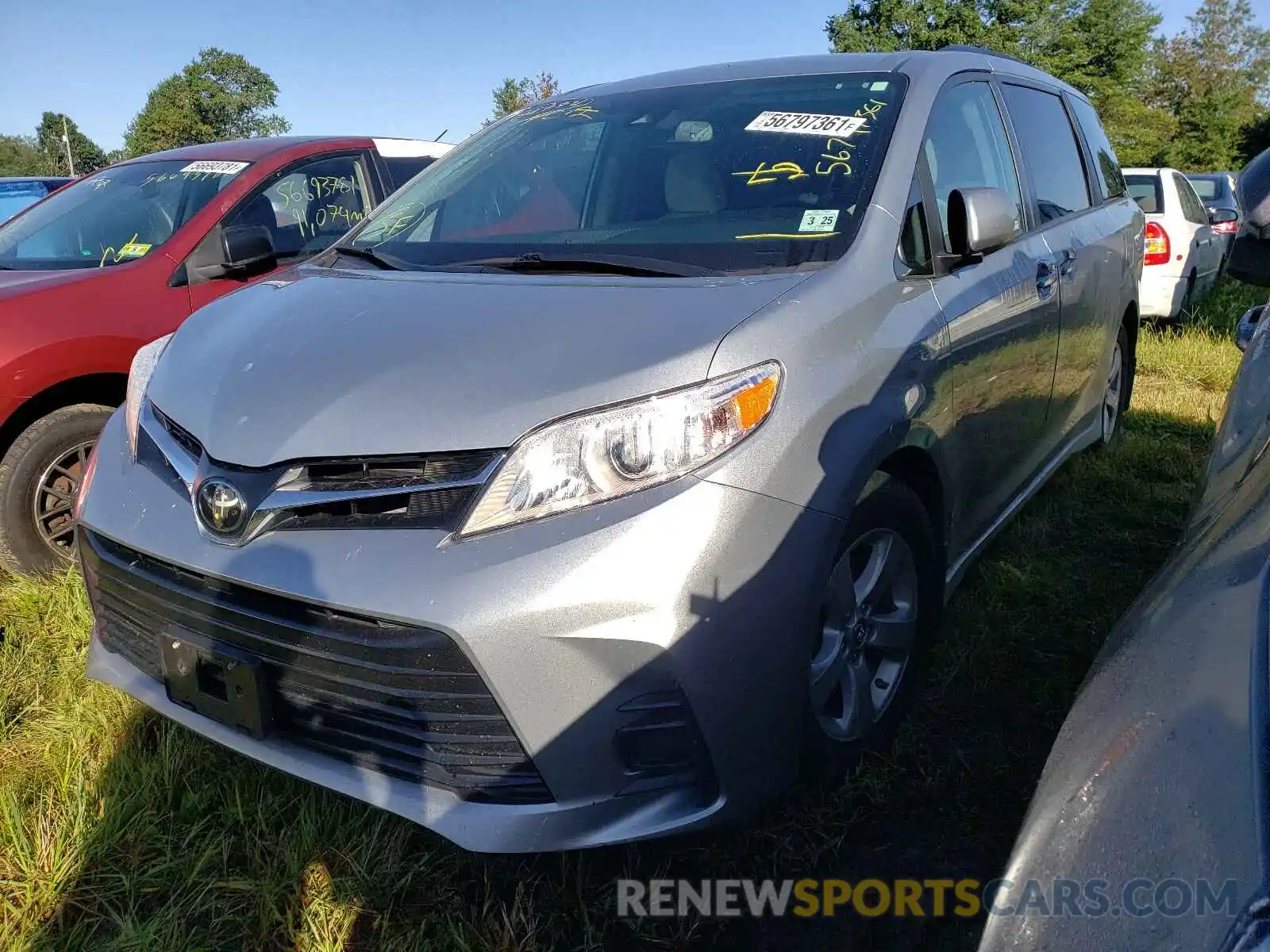 2 Photograph of a damaged car 5TDKZ3DCXLS052340 TOYOTA SIENNA 2020