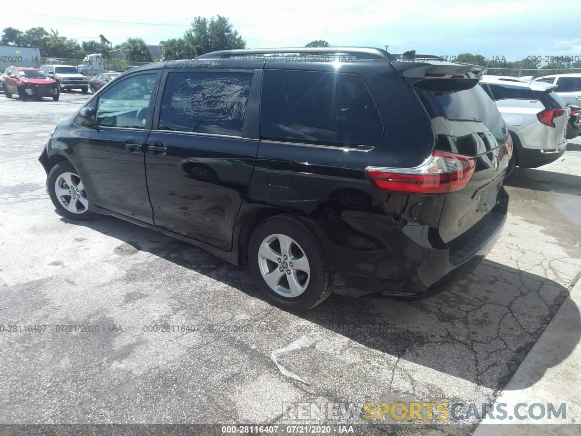 3 Фотография поврежденного автомобиля 5TDKZ3DCXLS055559 TOYOTA SIENNA 2020