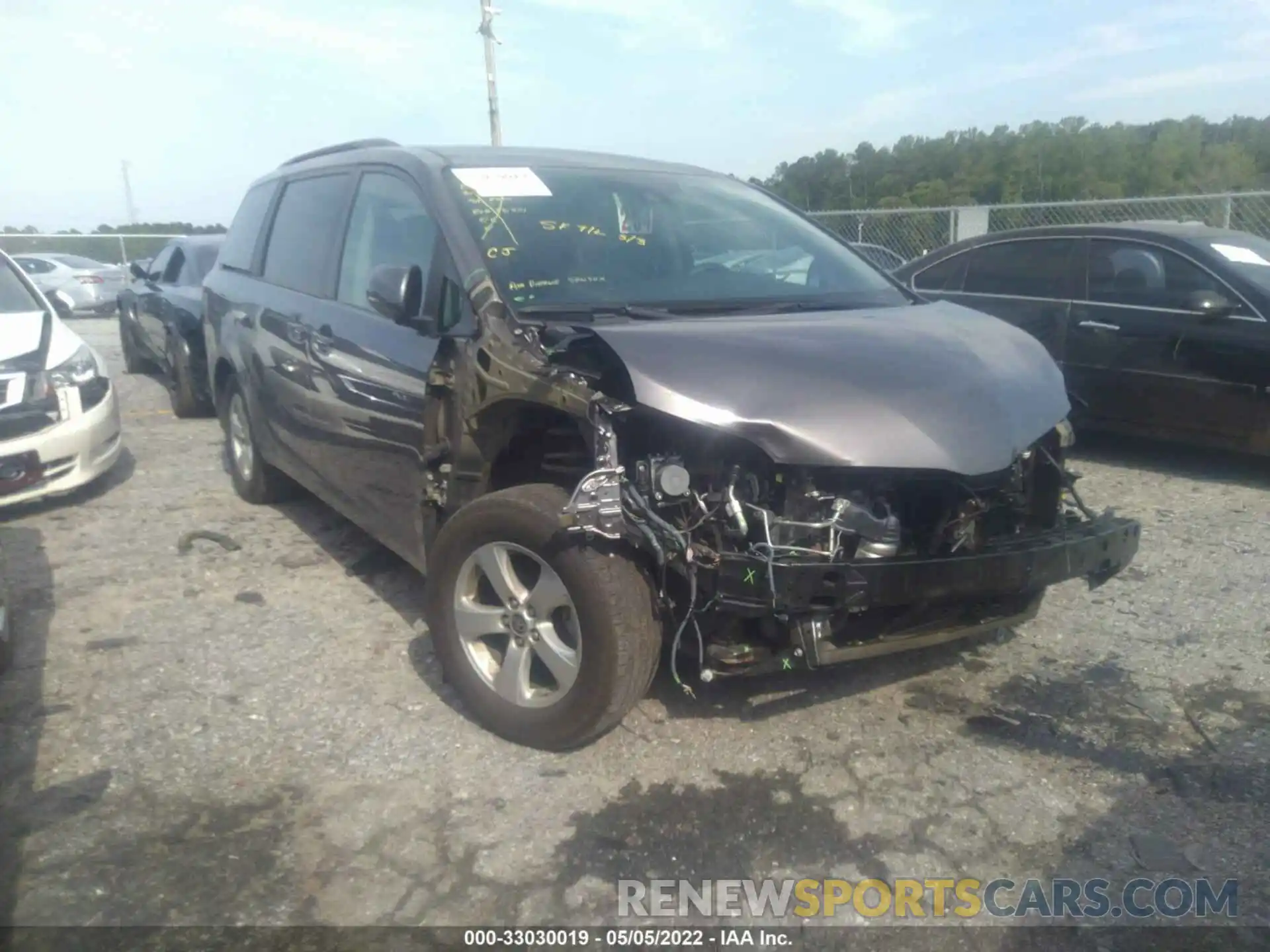 1 Photograph of a damaged car 5TDKZ3DCXLS059160 TOYOTA SIENNA 2020