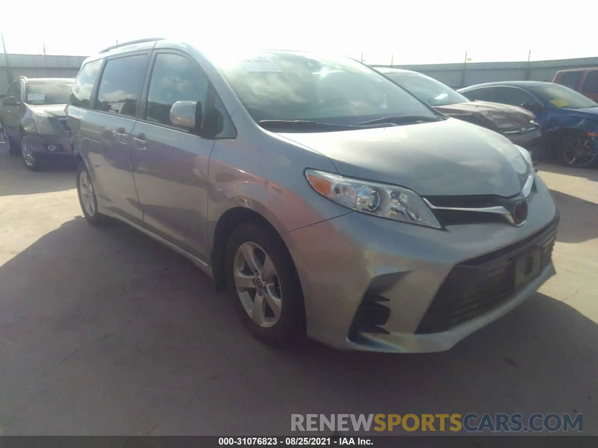 1 Photograph of a damaged car 5TDKZ3DCXLS082194 TOYOTA SIENNA 2020