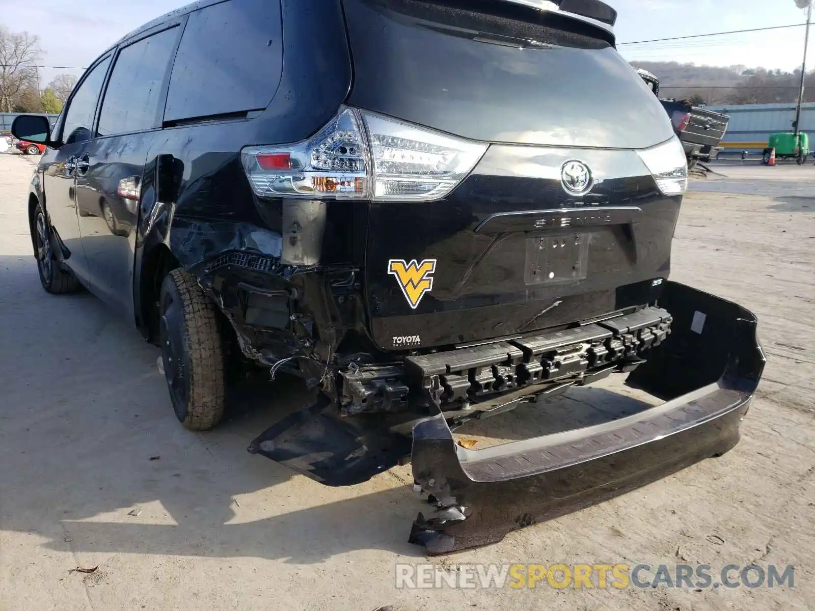 9 Фотография поврежденного автомобиля 5TDXZ3DC0LS027047 TOYOTA SIENNA 2020