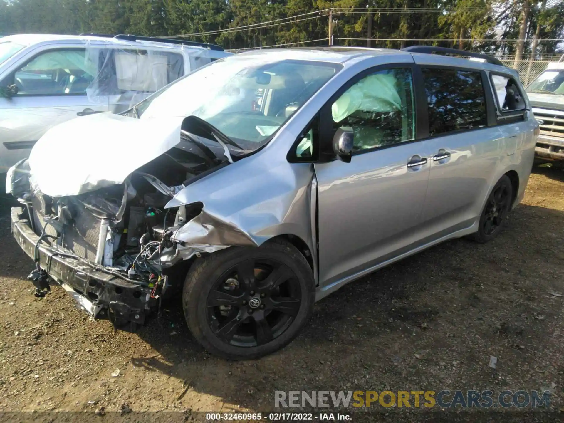 2 Фотография поврежденного автомобиля 5TDXZ3DC0LS027713 TOYOTA SIENNA 2020