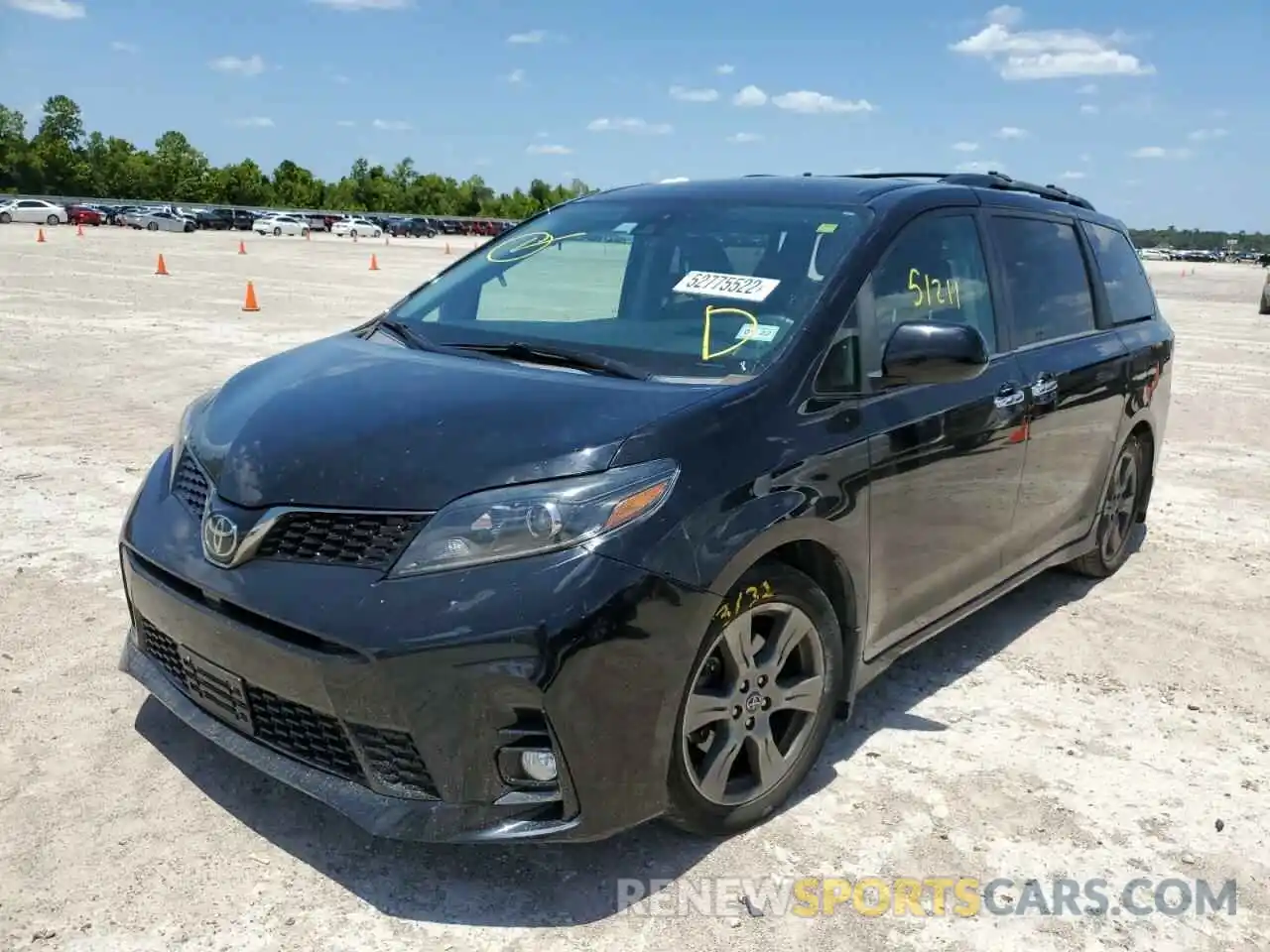 2 Photograph of a damaged car 5TDXZ3DC2LS029348 TOYOTA SIENNA 2020