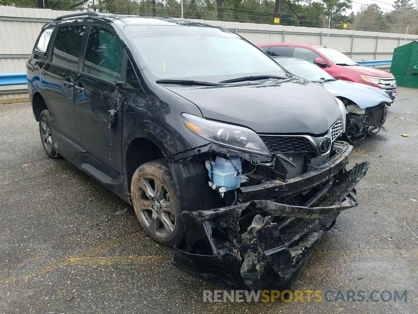 1 Photograph of a damaged car 5TDXZ3DC2LS034405 TOYOTA SIENNA 2020