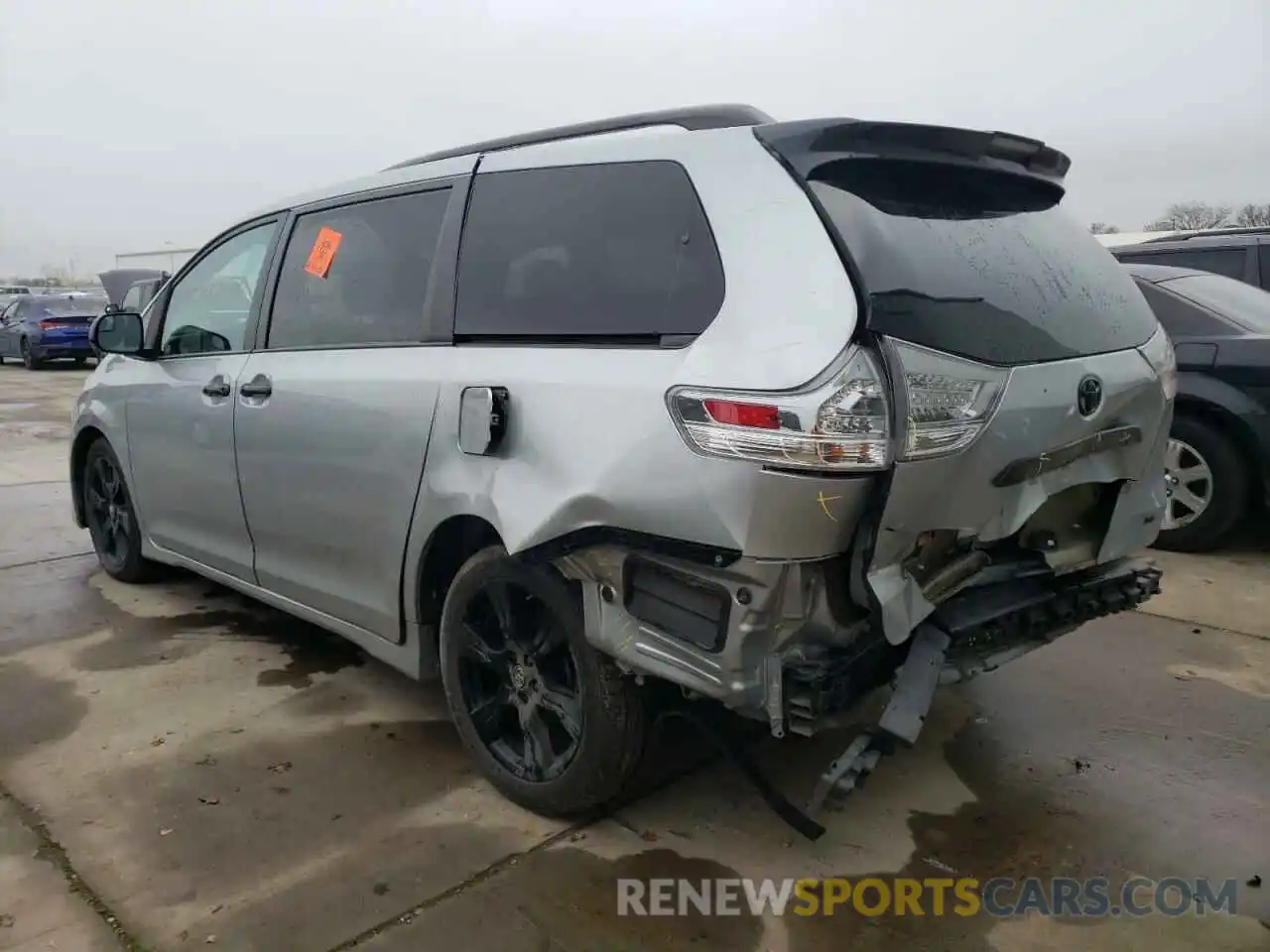 3 Photograph of a damaged car 5TDXZ3DC3LS053075 TOYOTA SIENNA 2020