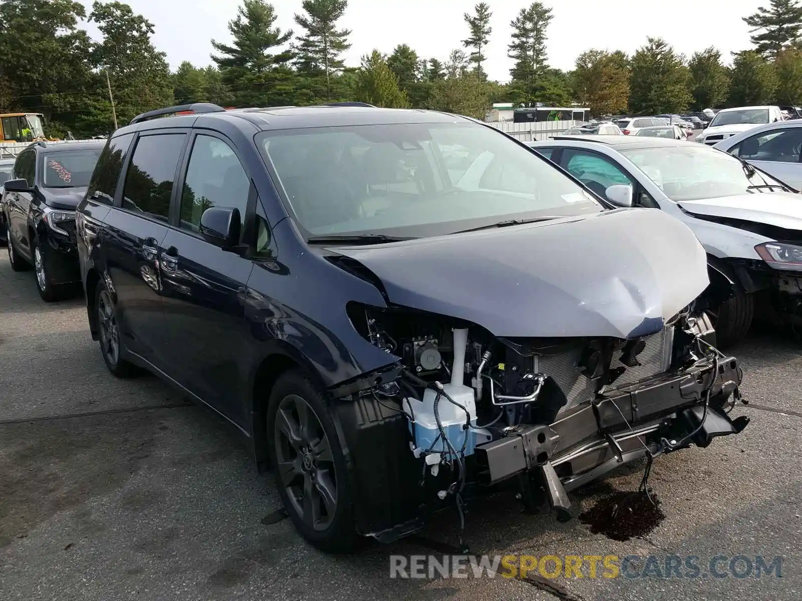 1 Photograph of a damaged car 5TDXZ3DC3LS070071 TOYOTA SIENNA 2020