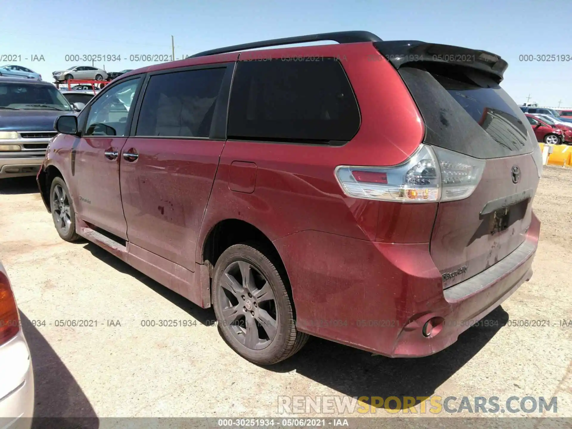 3 Фотография поврежденного автомобиля 5TDXZ3DC3LS081572 TOYOTA SIENNA 2020