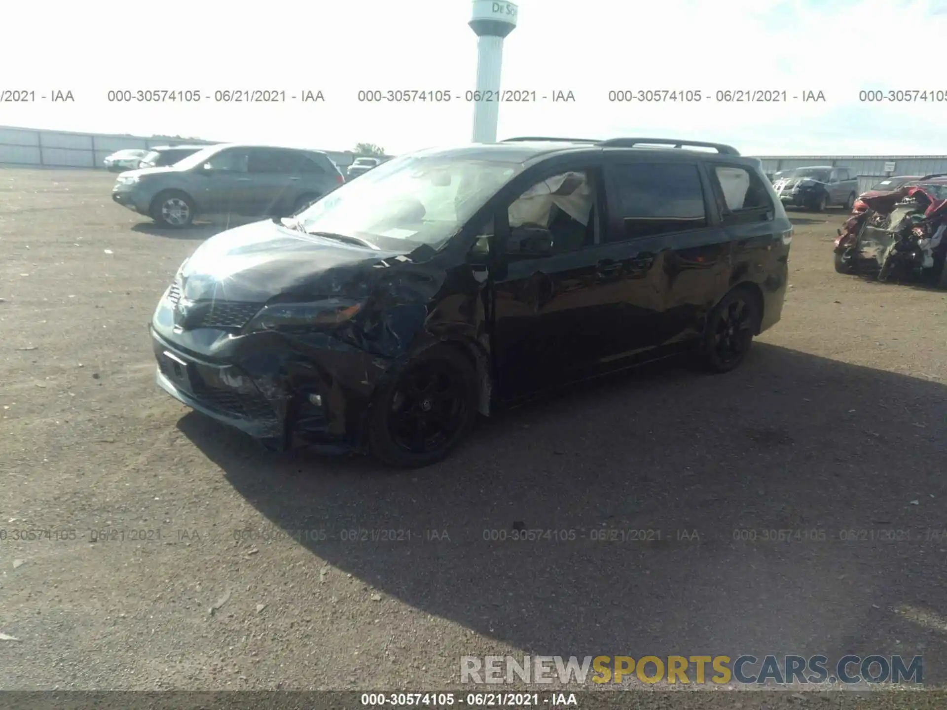 2 Photograph of a damaged car 5TDXZ3DC7LS023044 TOYOTA SIENNA 2020