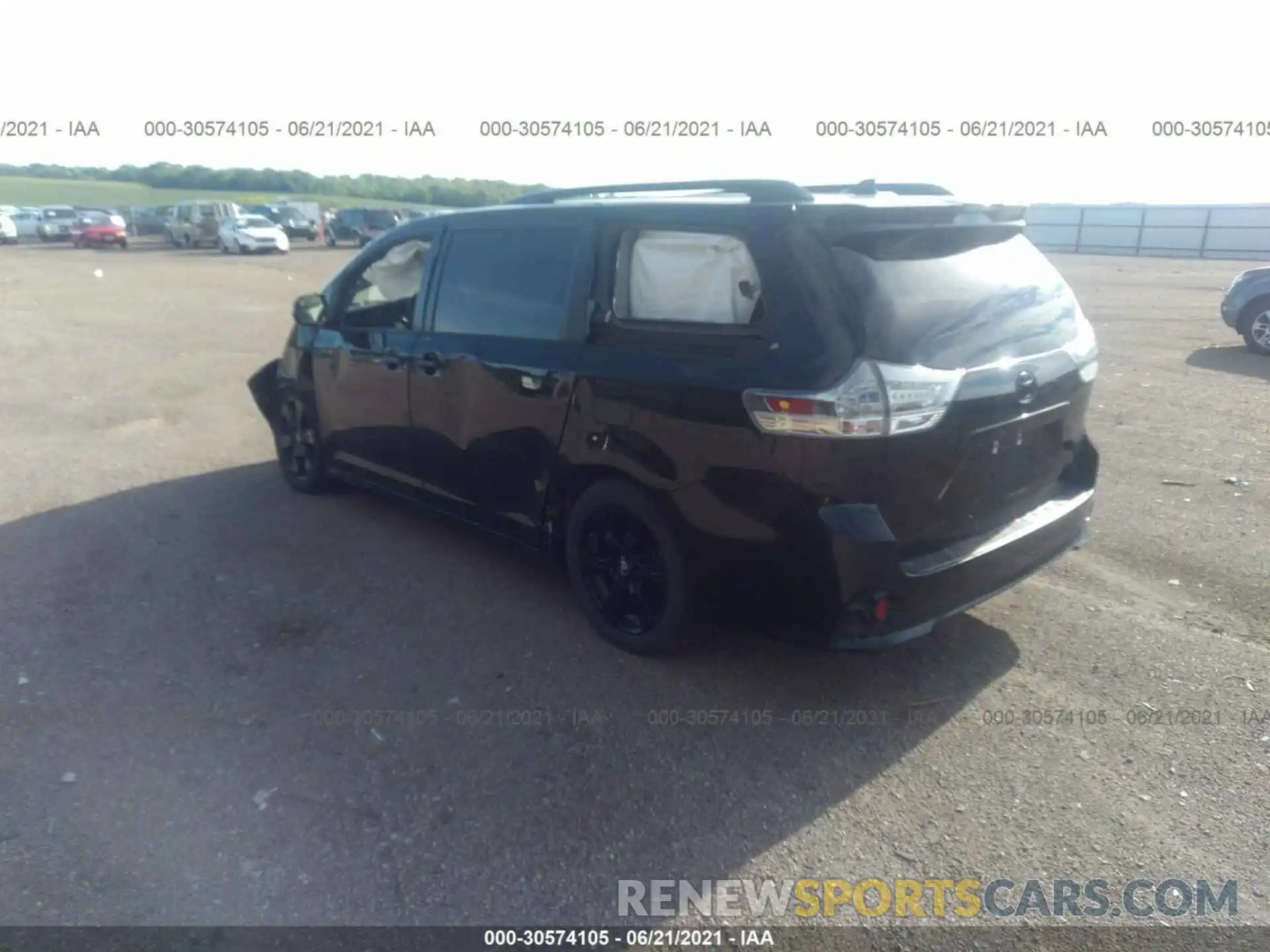 3 Photograph of a damaged car 5TDXZ3DC7LS023044 TOYOTA SIENNA 2020