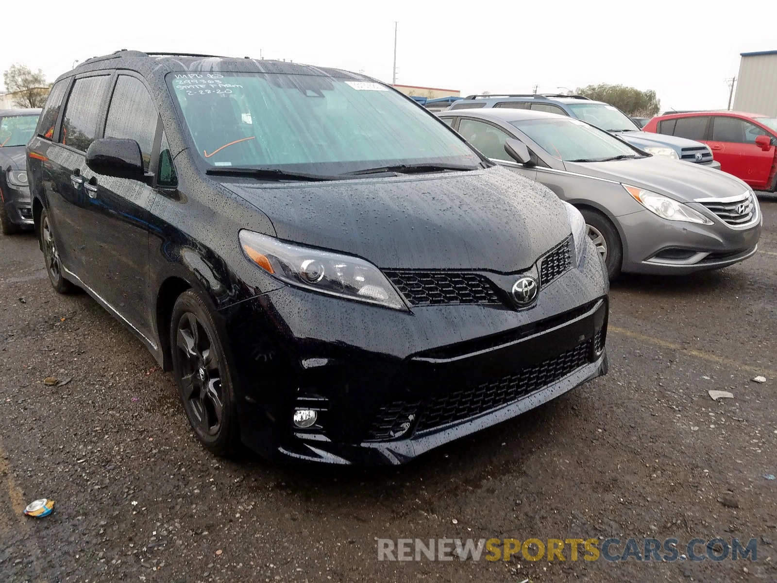 1 Photograph of a damaged car 5TDXZ3DC7LS031676 TOYOTA SIENNA 2020