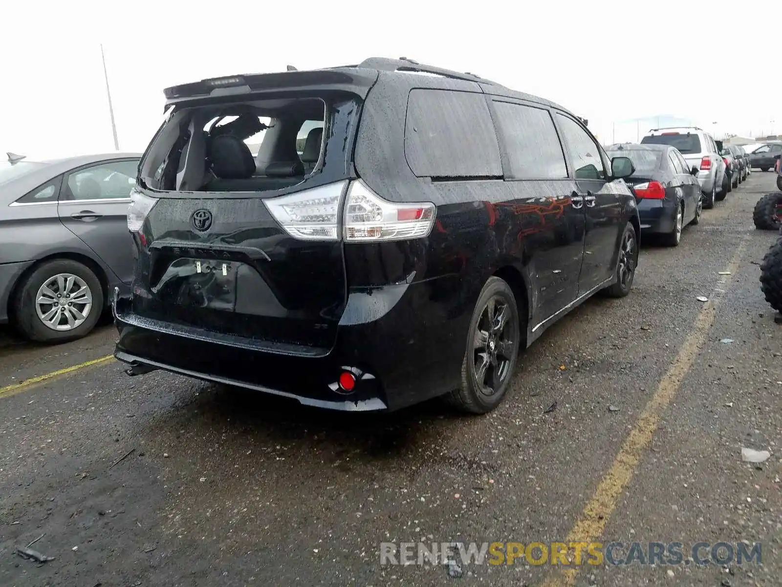 4 Фотография поврежденного автомобиля 5TDXZ3DC7LS031676 TOYOTA SIENNA 2020