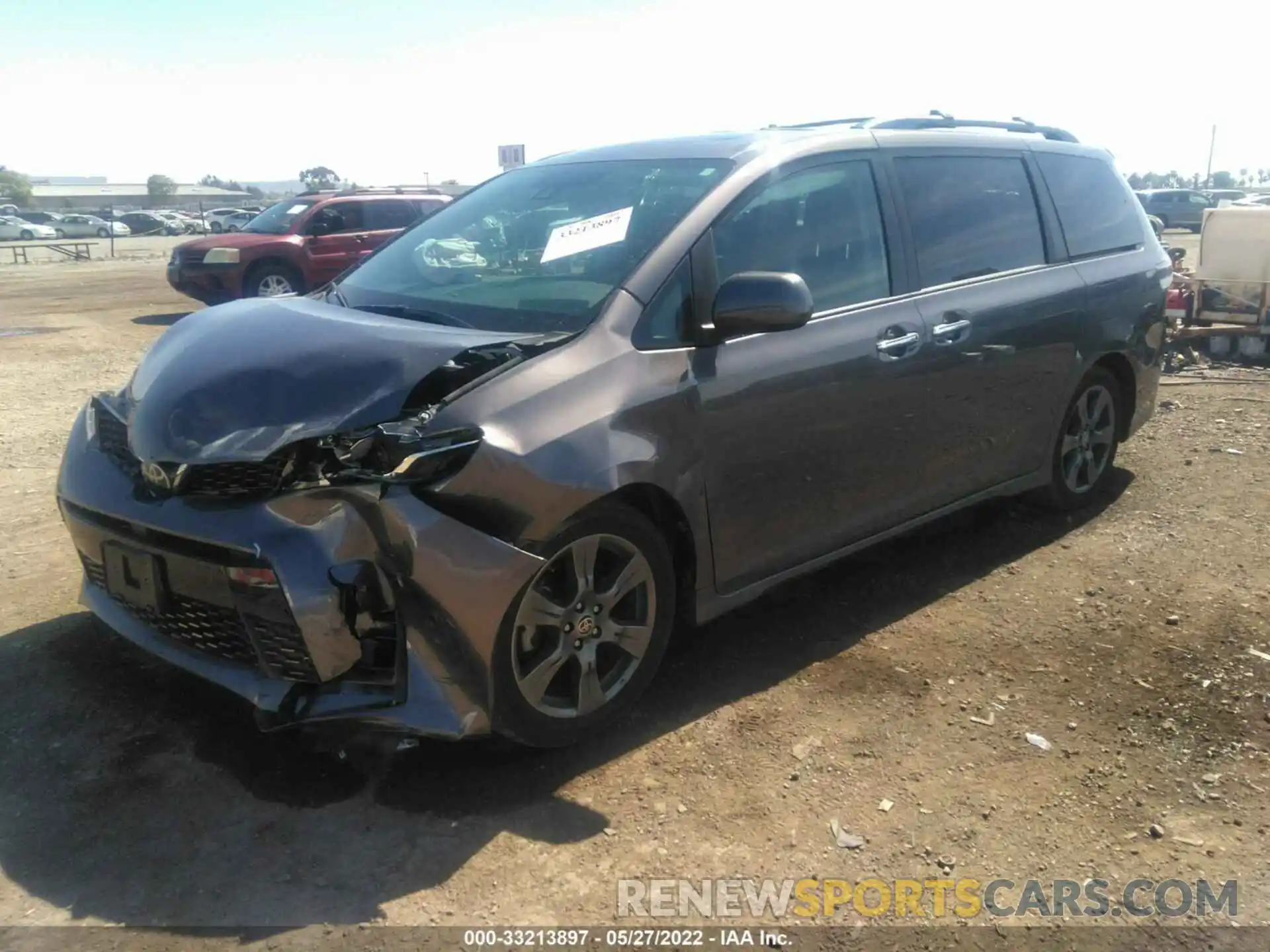 2 Photograph of a damaged car 5TDXZ3DC7LS077847 TOYOTA SIENNA 2020