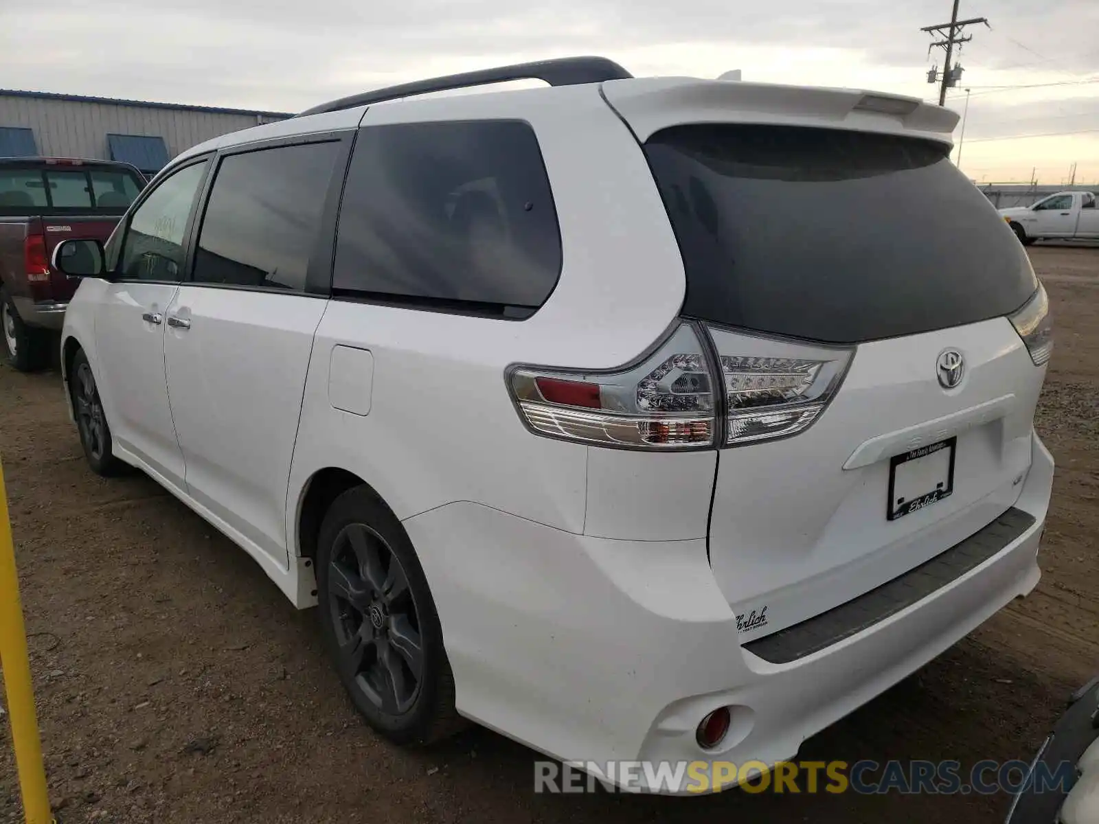 3 Фотография поврежденного автомобиля 5TDXZ3DC7LS079470 TOYOTA SIENNA 2020