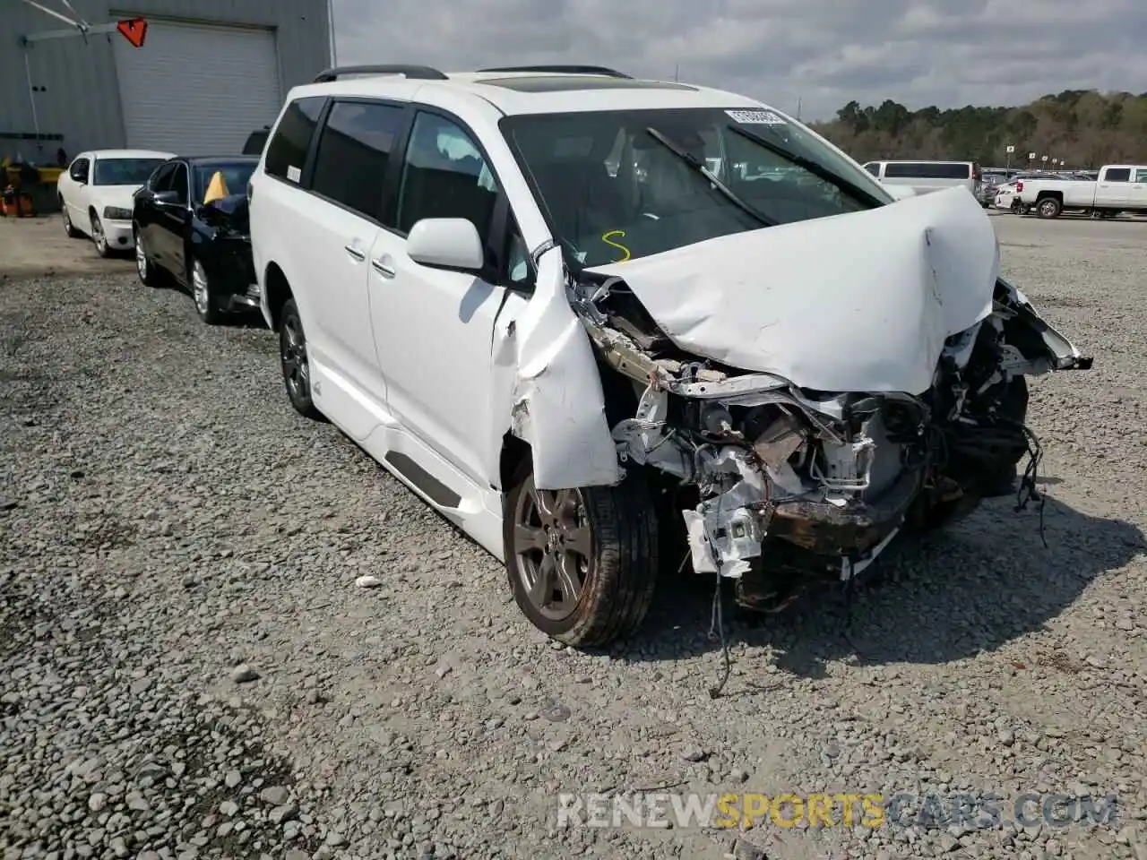 1 Photograph of a damaged car 5TDXZ3DC8LS034392 TOYOTA SIENNA 2020