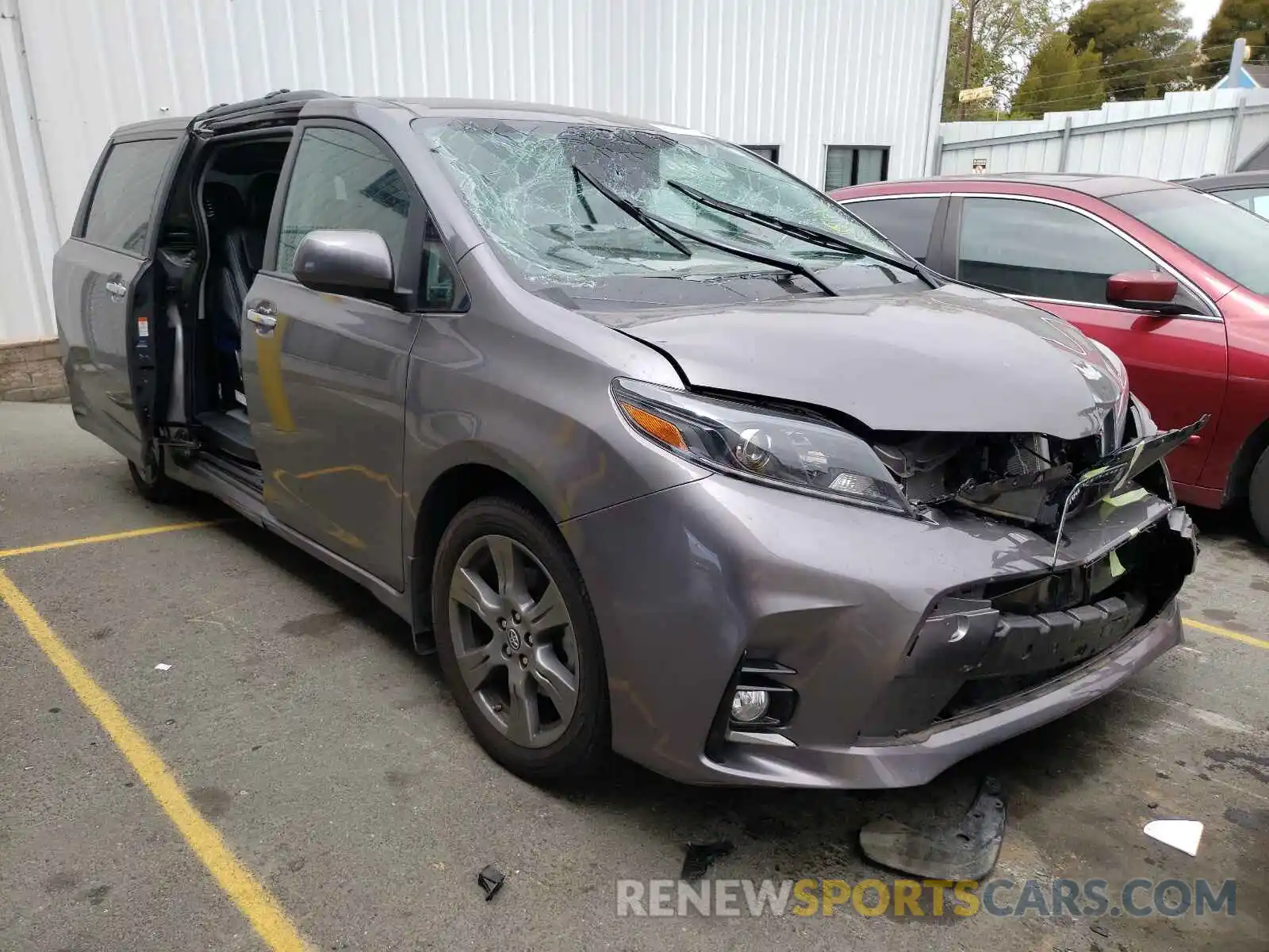 1 Photograph of a damaged car 5TDXZ3DCXLS041621 TOYOTA SIENNA 2020