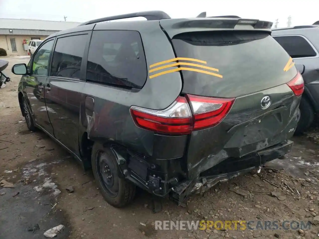 3 Фотография поврежденного автомобиля 5TDYZ3DC0LS028221 TOYOTA SIENNA 2020