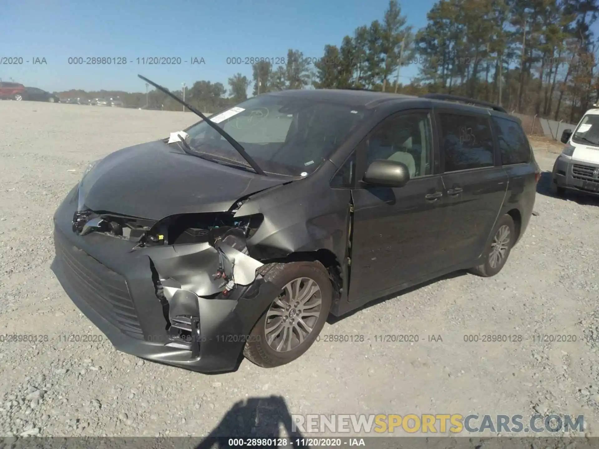 2 Photograph of a damaged car 5TDYZ3DC0LS041454 TOYOTA SIENNA 2020