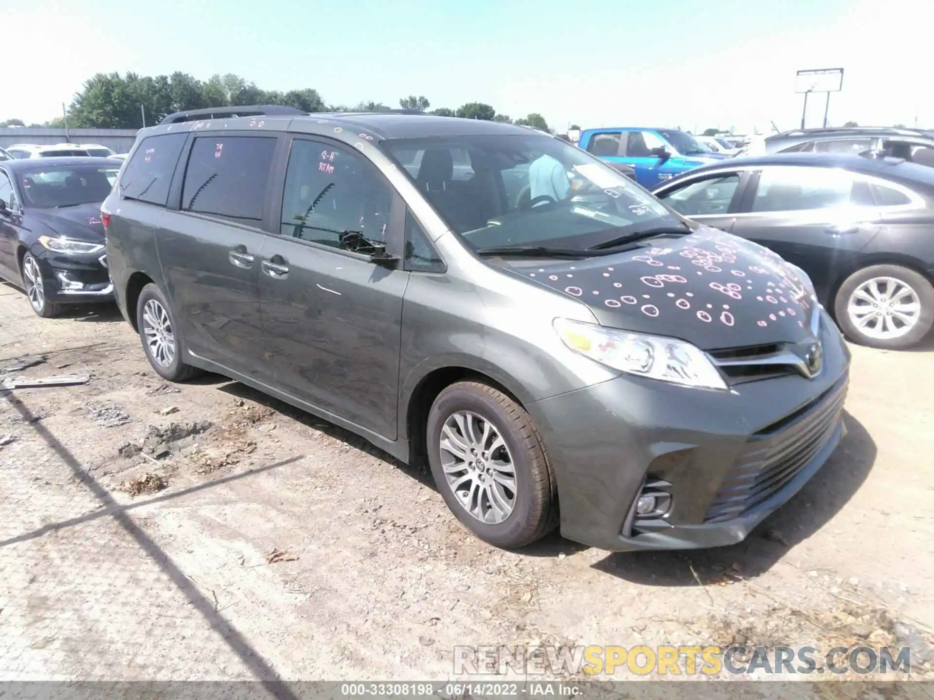 1 Фотография поврежденного автомобиля 5TDYZ3DC0LS061977 TOYOTA SIENNA 2020