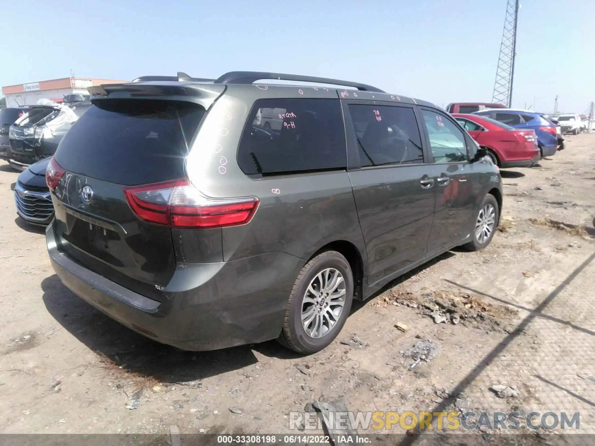 4 Фотография поврежденного автомобиля 5TDYZ3DC0LS061977 TOYOTA SIENNA 2020