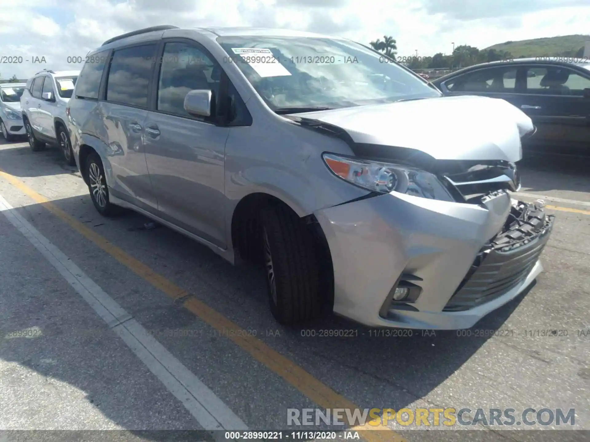 1 Photograph of a damaged car 5TDYZ3DC0LS063969 TOYOTA SIENNA 2020