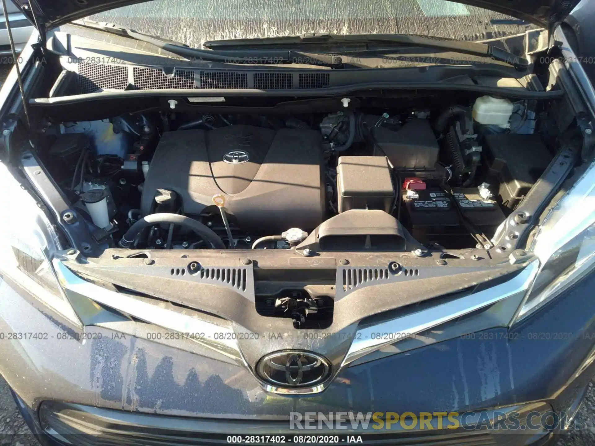 10 Photograph of a damaged car 5TDYZ3DC0LS068248 TOYOTA SIENNA 2020