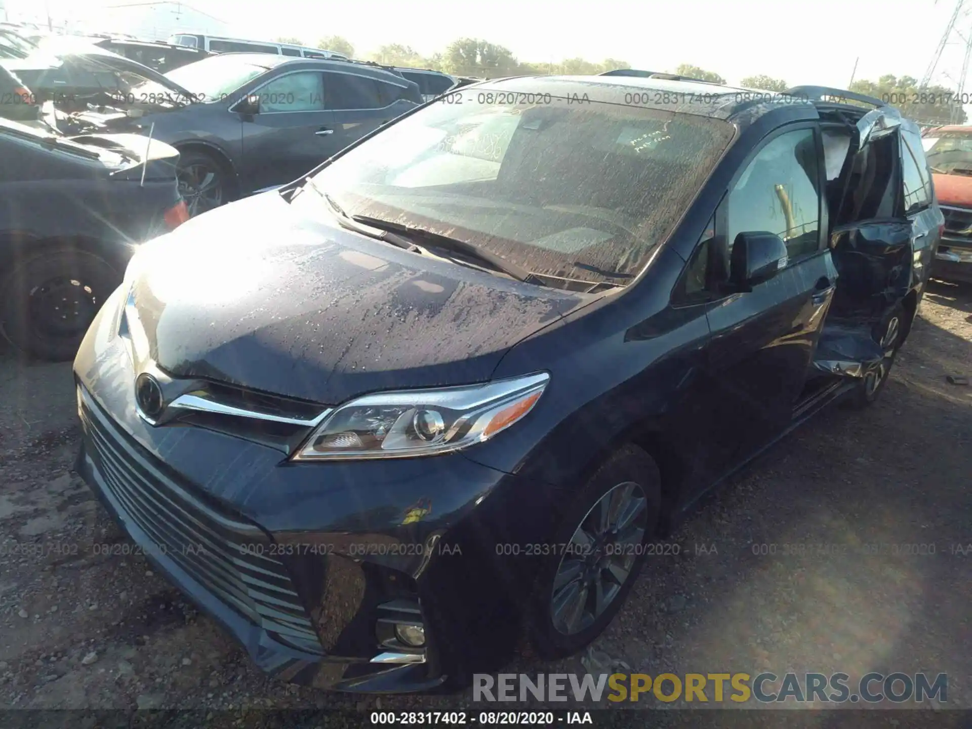 2 Photograph of a damaged car 5TDYZ3DC0LS068248 TOYOTA SIENNA 2020