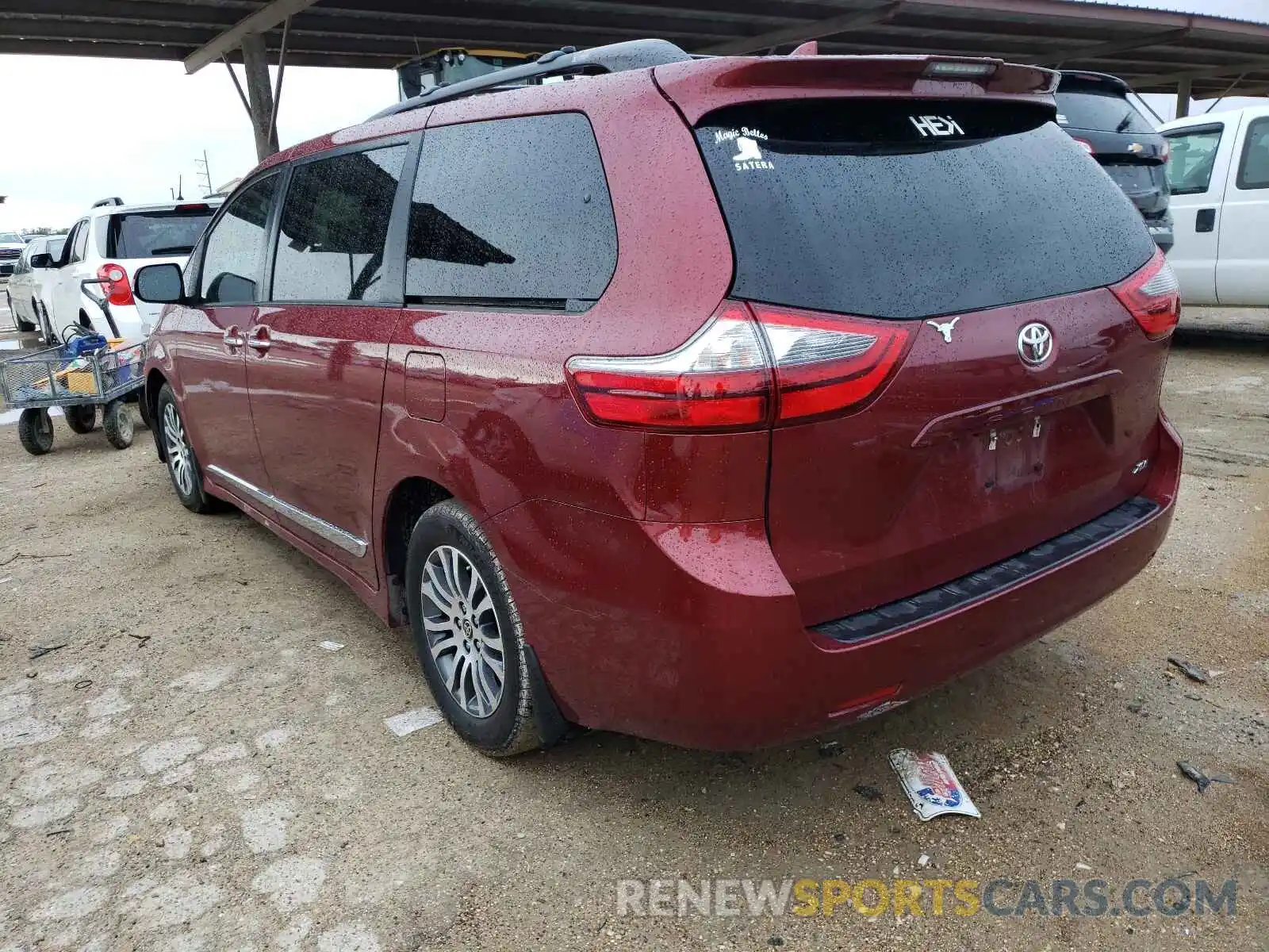 3 Фотография поврежденного автомобиля 5TDYZ3DC0LS082067 TOYOTA SIENNA 2020