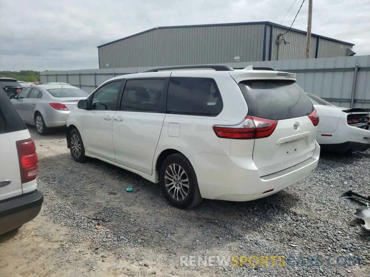 3 Photograph of a damaged car 5TDYZ3DC0LS084854 TOYOTA SIENNA 2020