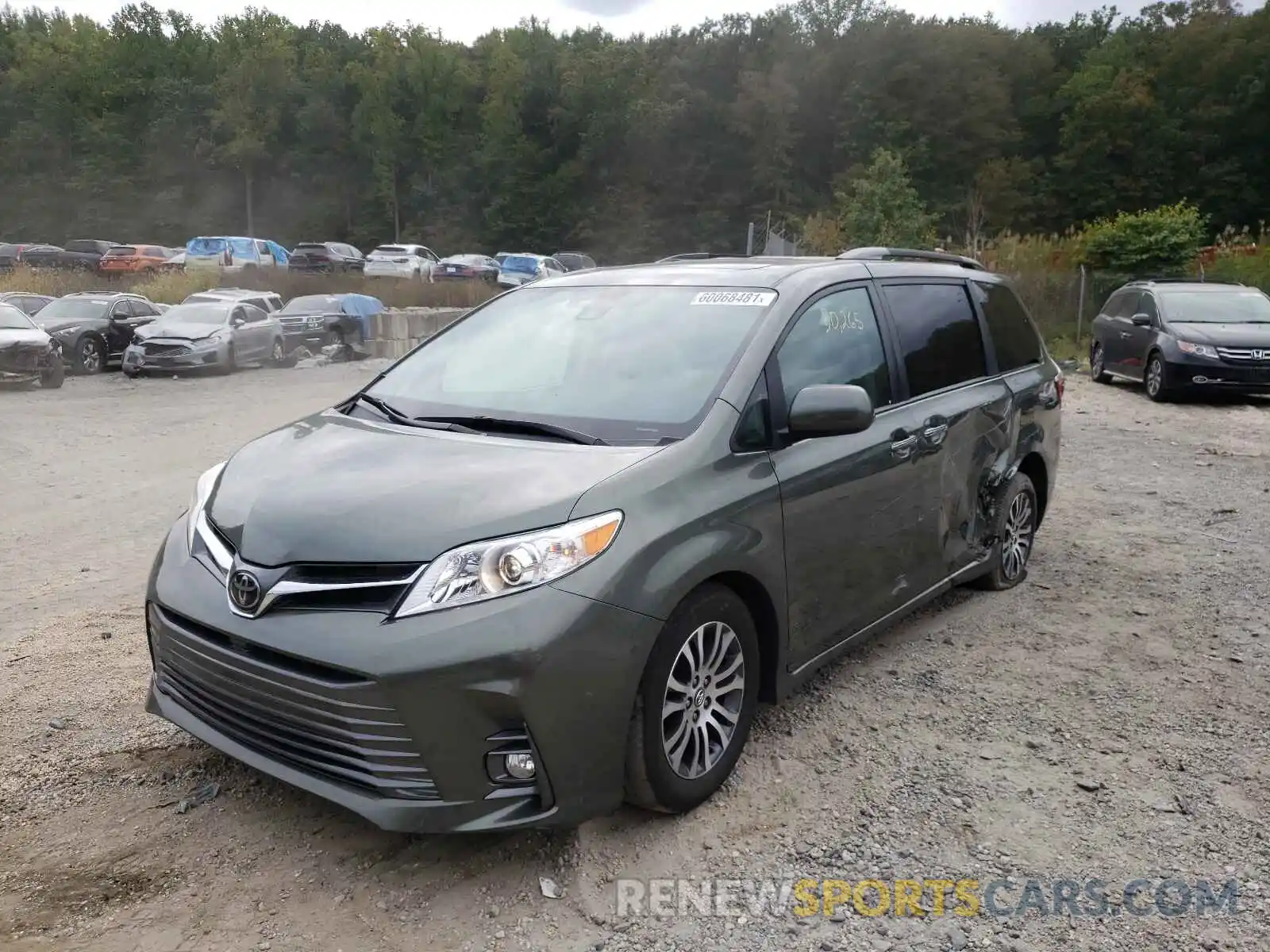 2 Photograph of a damaged car 5TDYZ3DC1LS023335 TOYOTA SIENNA 2020