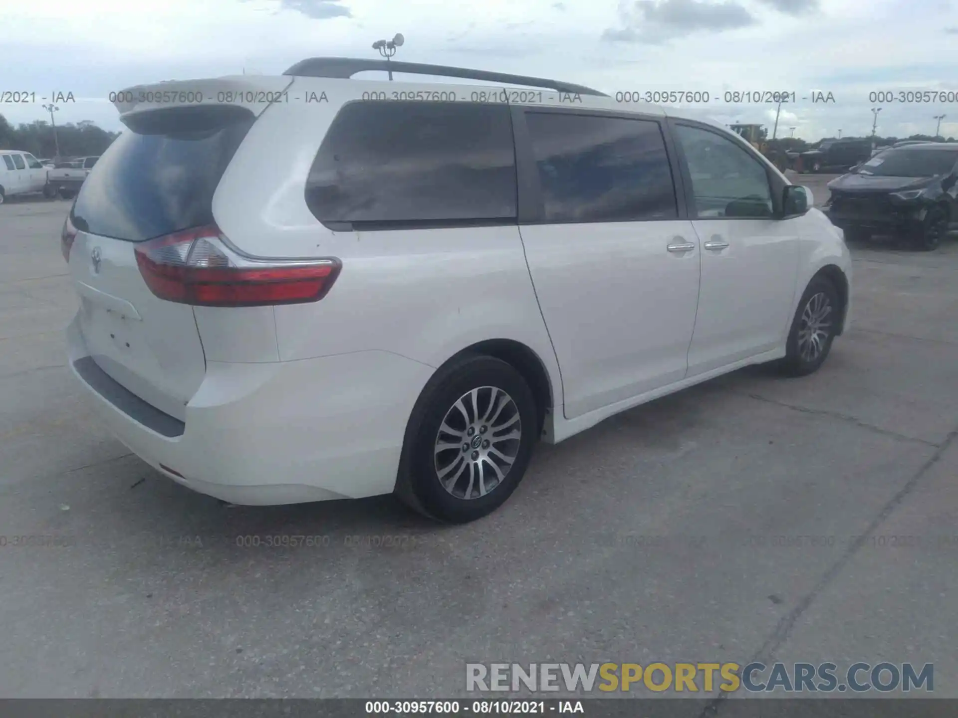 4 Фотография поврежденного автомобиля 5TDYZ3DC1LS029765 TOYOTA SIENNA 2020