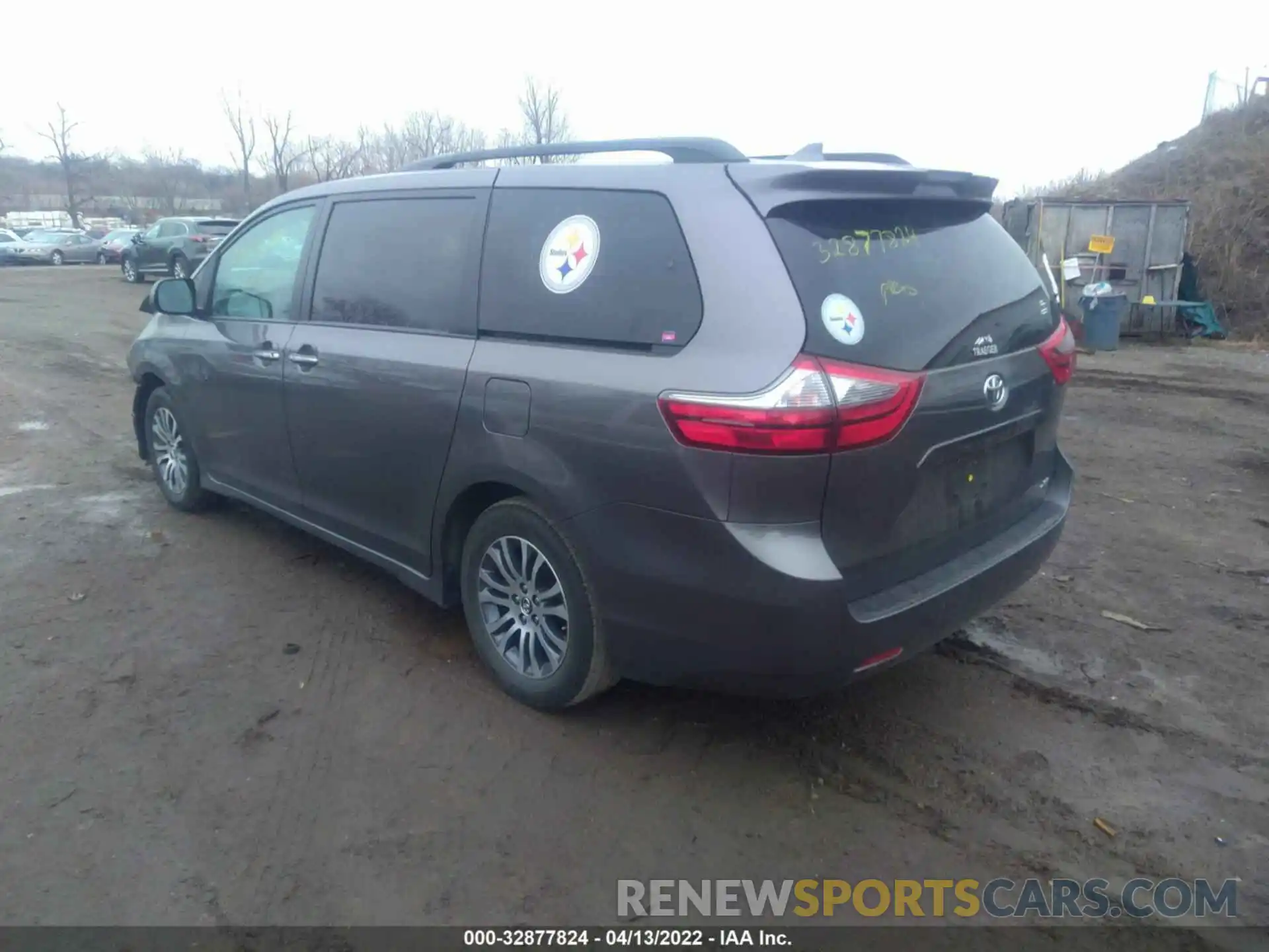 3 Фотография поврежденного автомобиля 5TDYZ3DC1LS032049 TOYOTA SIENNA 2020