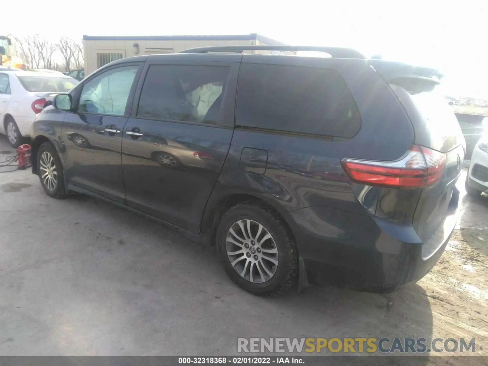 3 Photograph of a damaged car 5TDYZ3DC1LS051829 TOYOTA SIENNA 2020