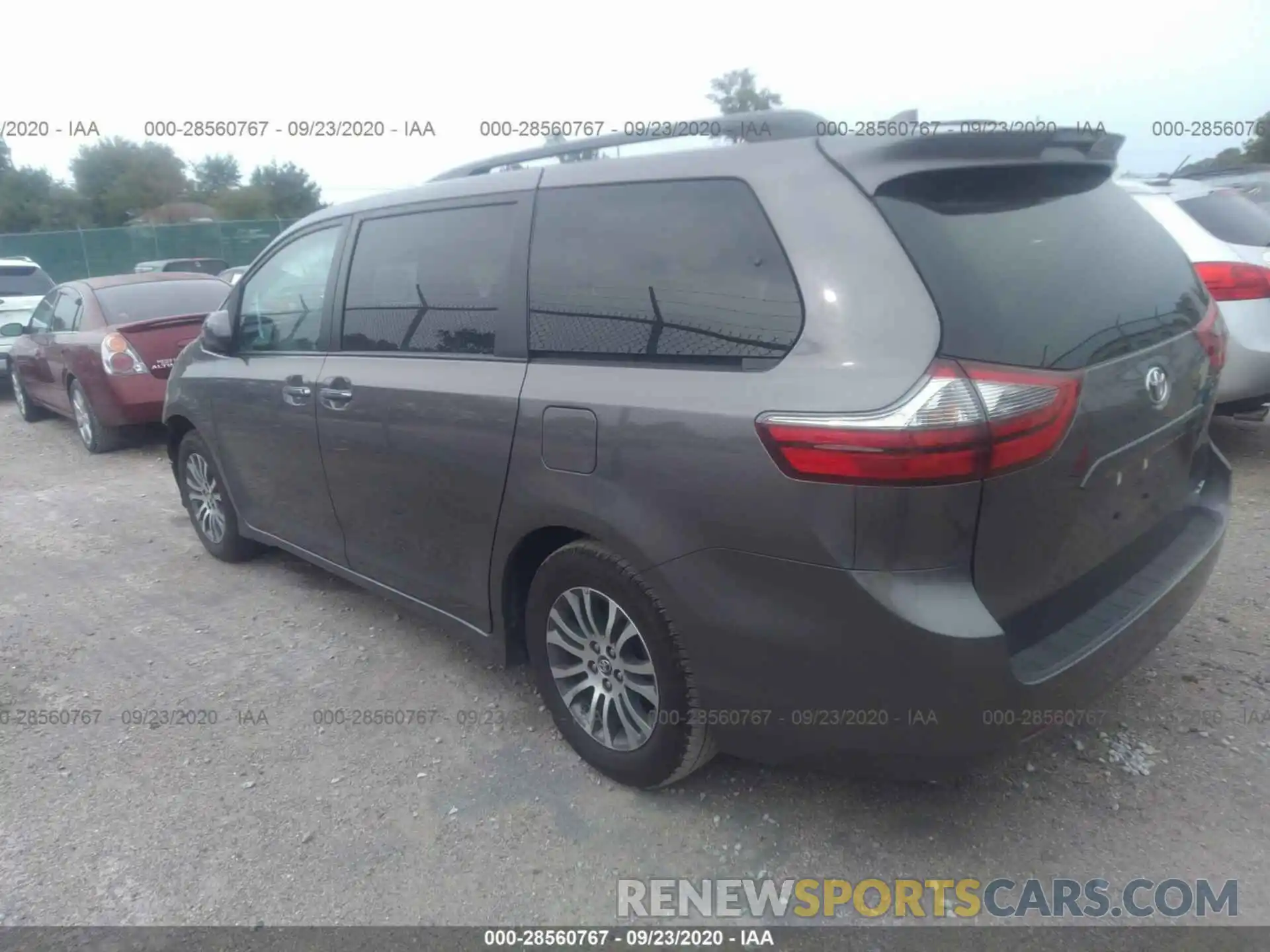 3 Фотография поврежденного автомобиля 5TDYZ3DC1LS055413 TOYOTA SIENNA 2020